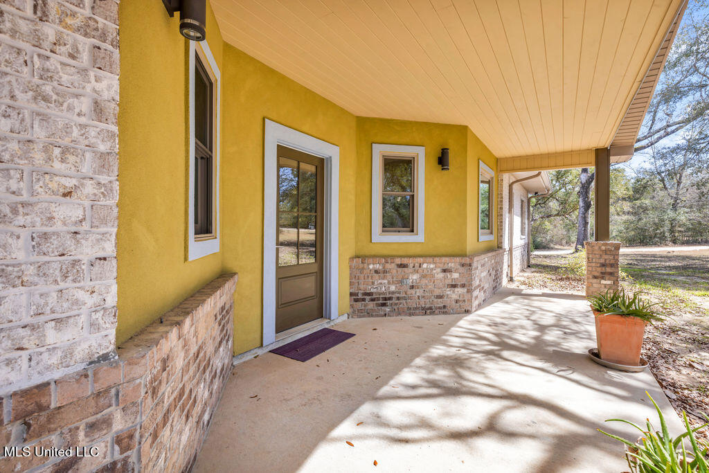 25522 Elmer Ladner Road, Pass Christian, Mississippi image 10