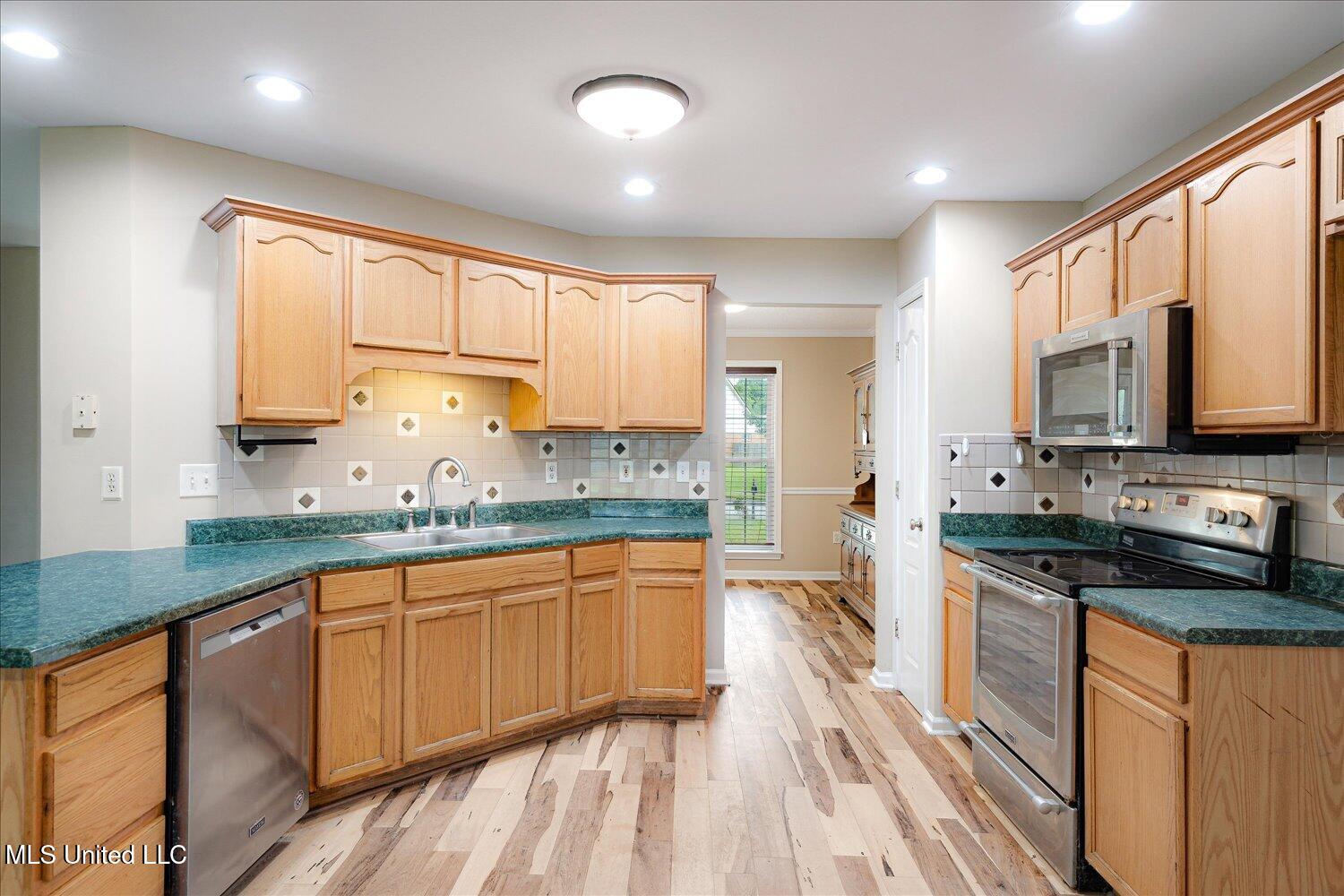 9015 Champlain Drive, Olive Branch, Mississippi image 17