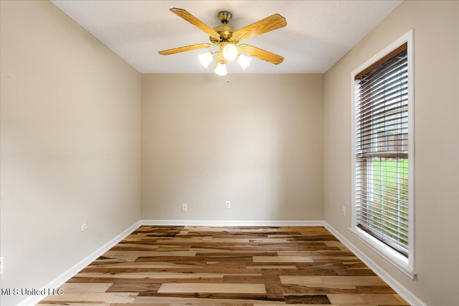 9015 Champlain Drive, Olive Branch, Mississippi image 11