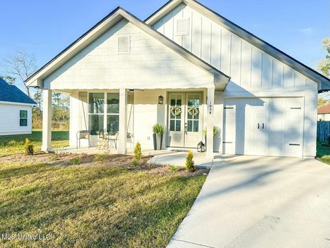 MLS: 4107200