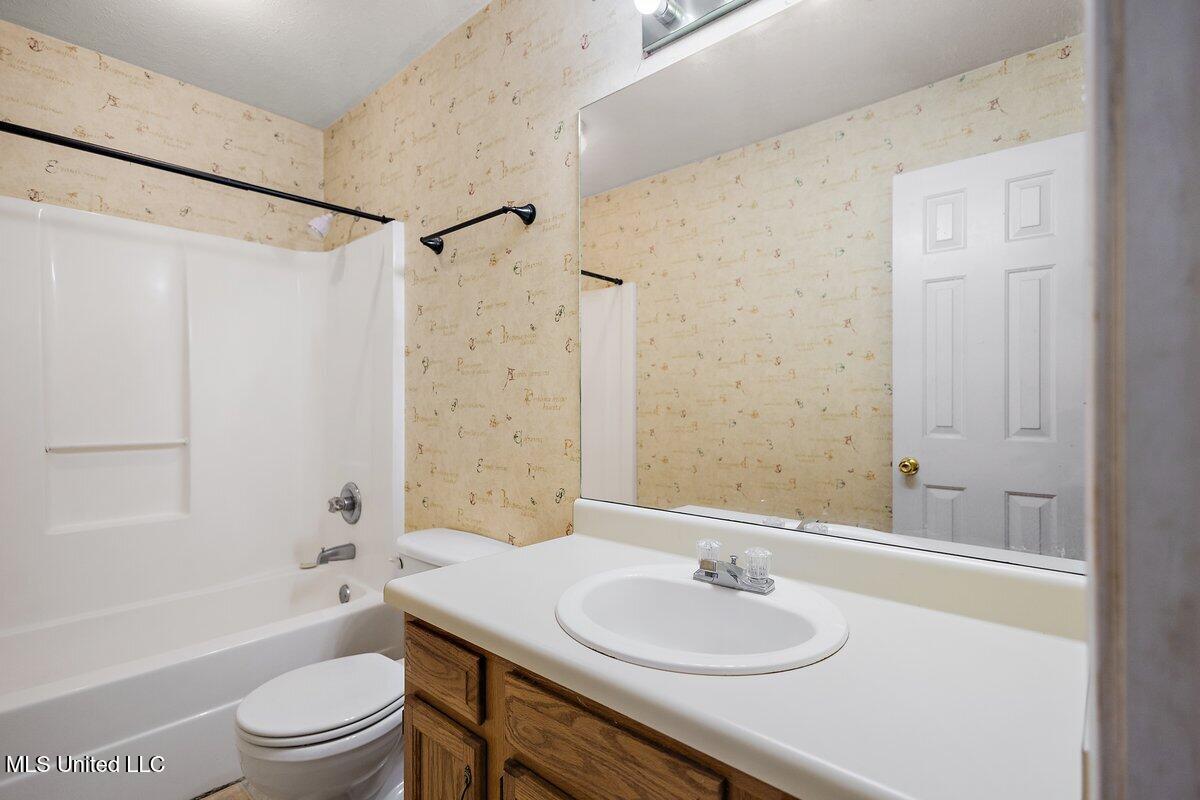 4422 Blake Circle, Byram, Mississippi image 7