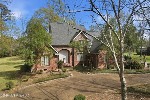 Homes For Sale - 1307 S Church Street<br/> Brookhaven, MS 39601