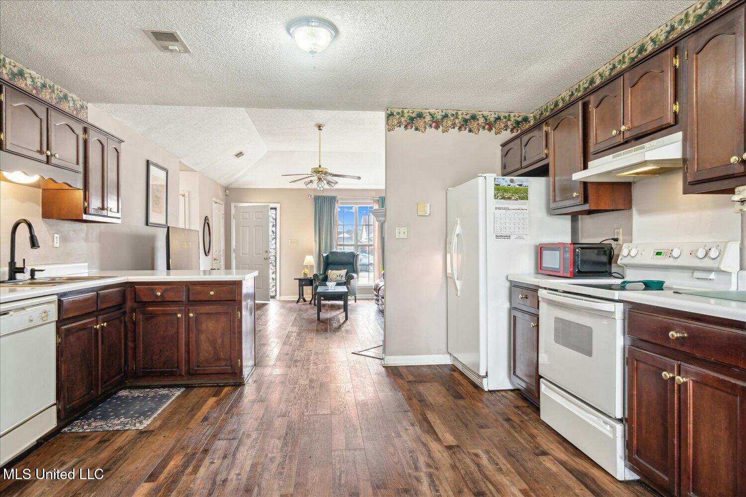 9858 Allen Pkwy Parkway, Olive Branch, Mississippi image 6