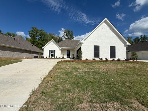 Homes For Sale - 350 Oakville Circle<br/> Rankin County, Brandon, MS 39047