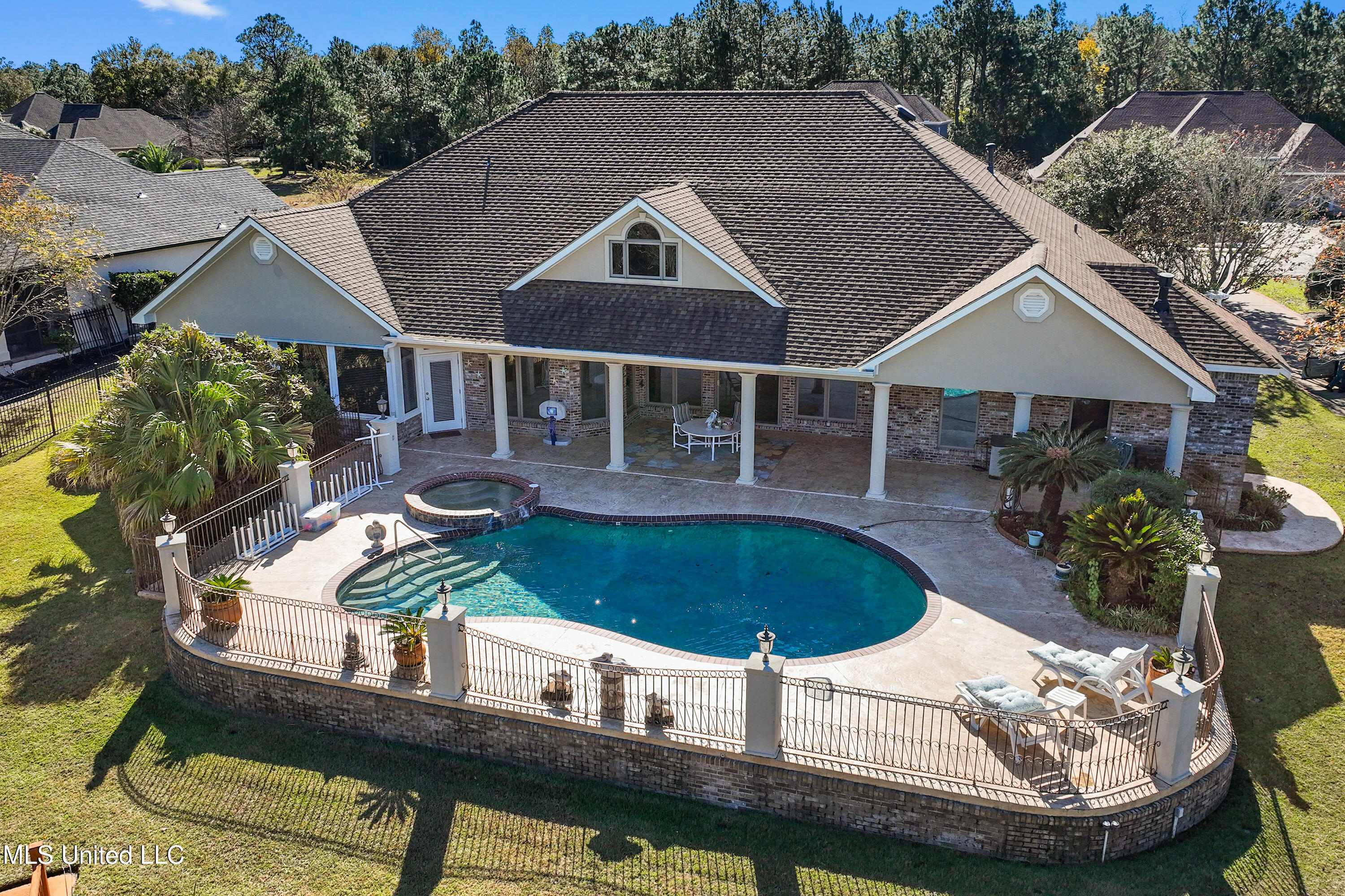 4105 Players Cove, Gautier, Mississippi image 3