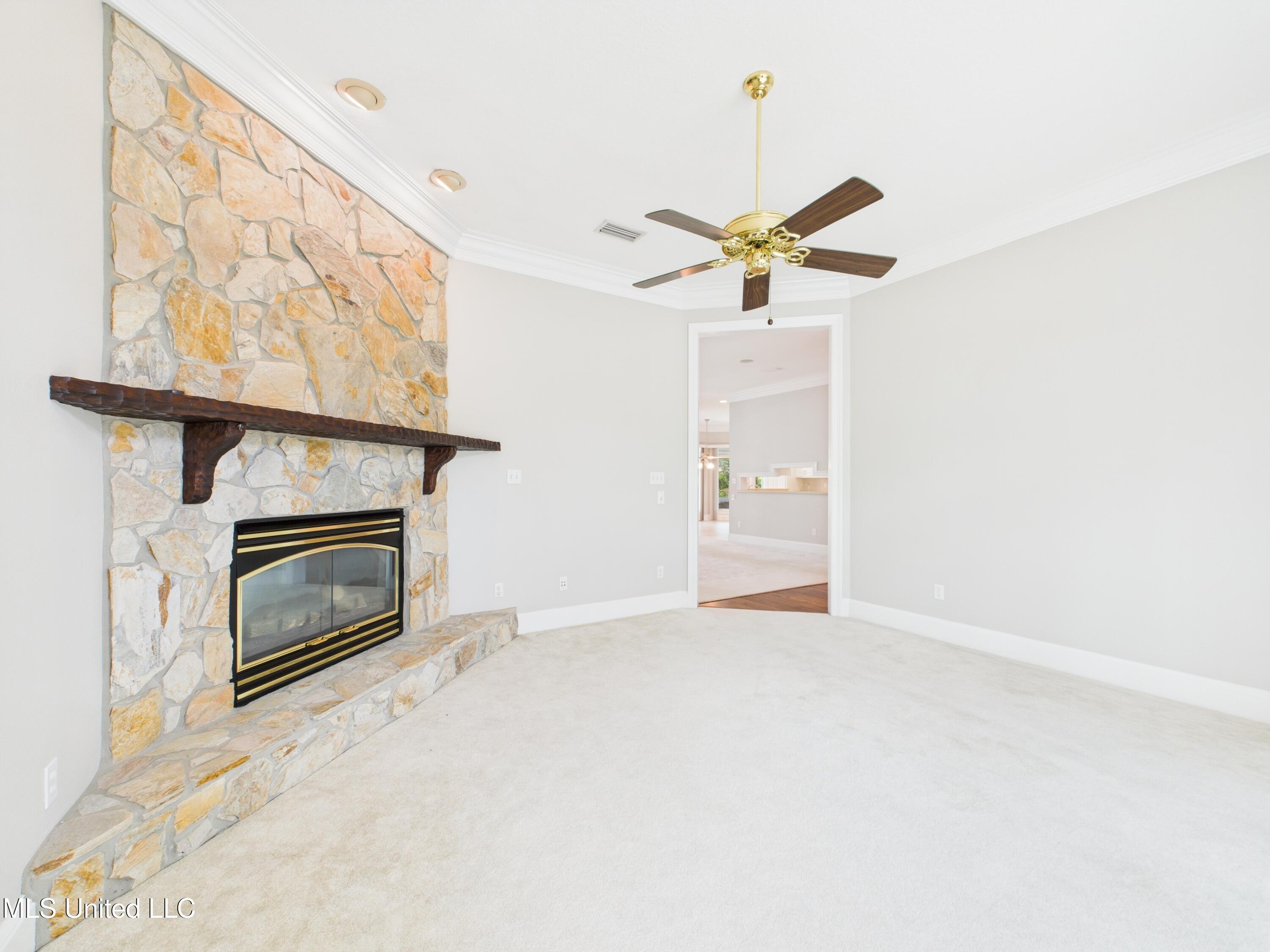 4105 Players Cove, Gautier, Mississippi image 19