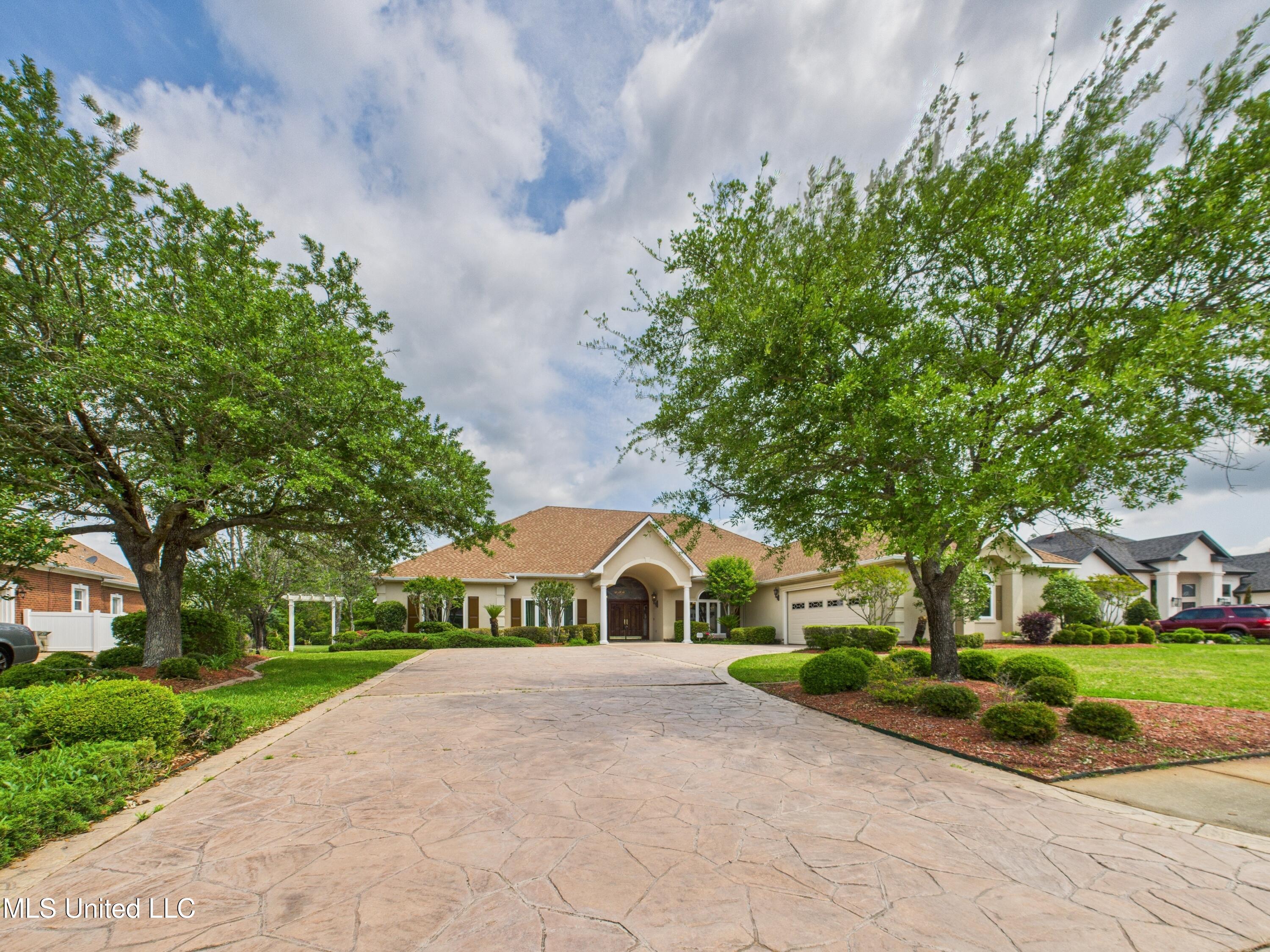 4105 Players Cove, Gautier, Mississippi image 4