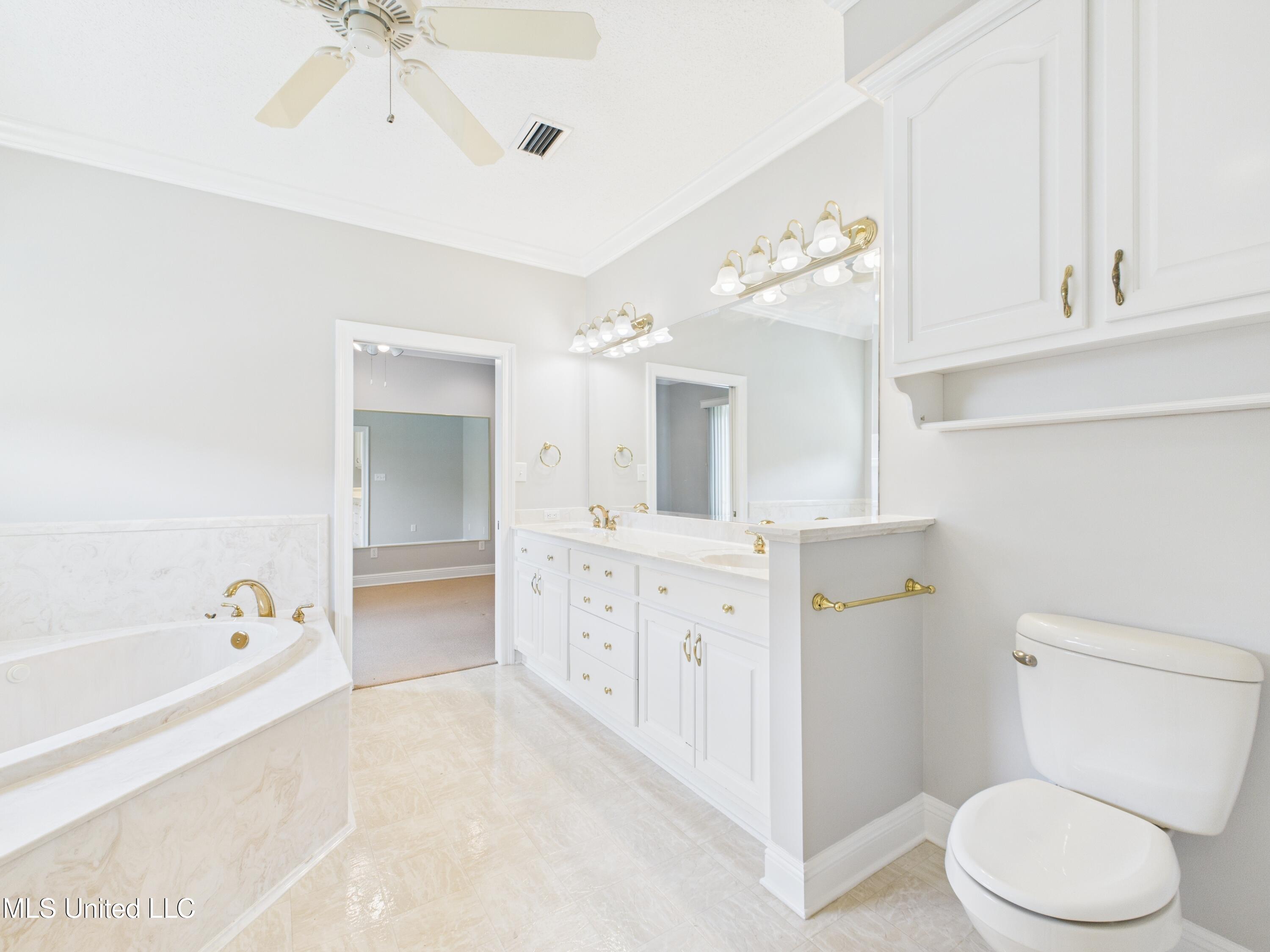 4105 Players Cove, Gautier, Mississippi image 25