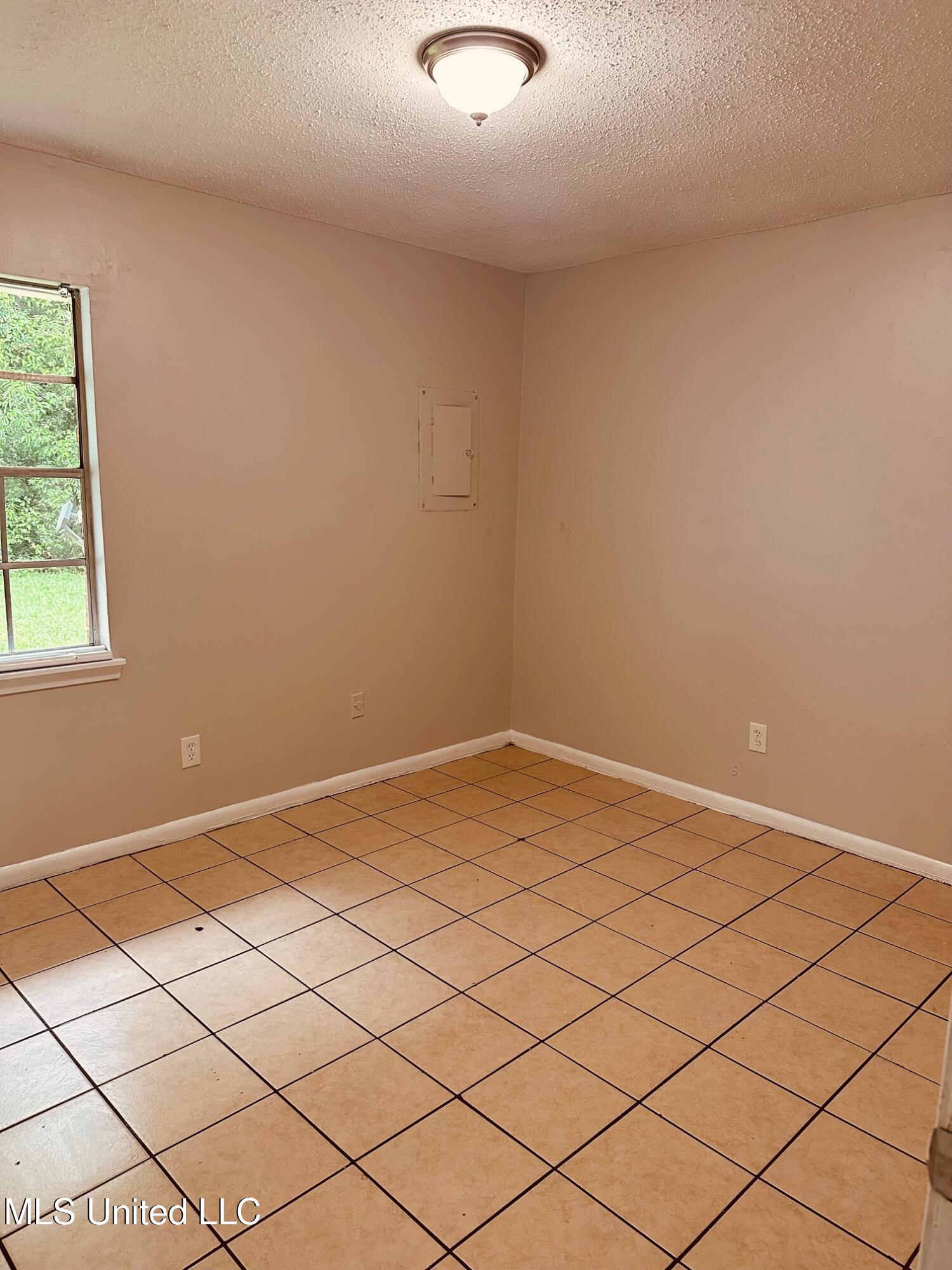 143 James Drive, Gulfport, Mississippi image 11
