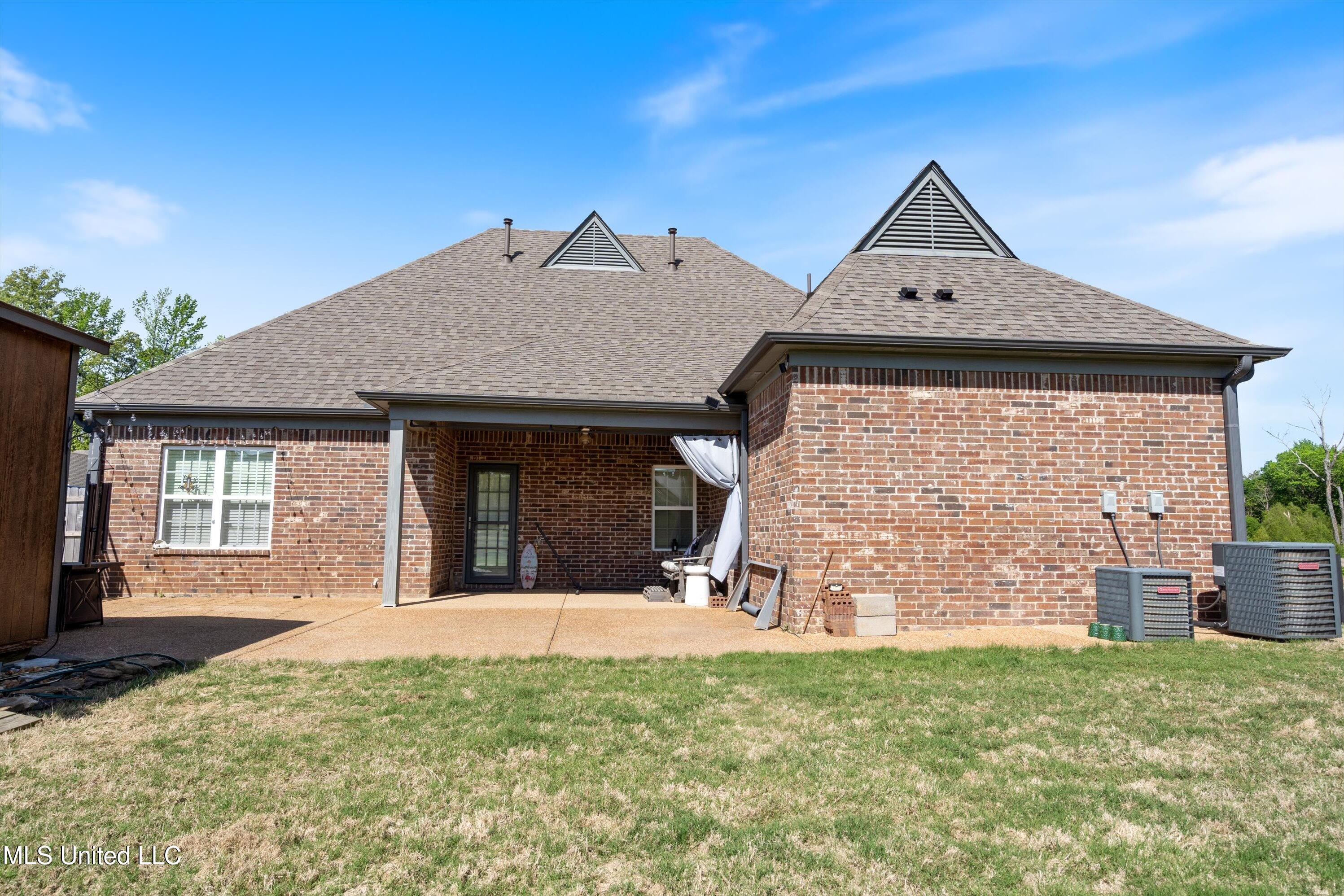 1140 Pettigrew Drive, Hernando, Mississippi image 34