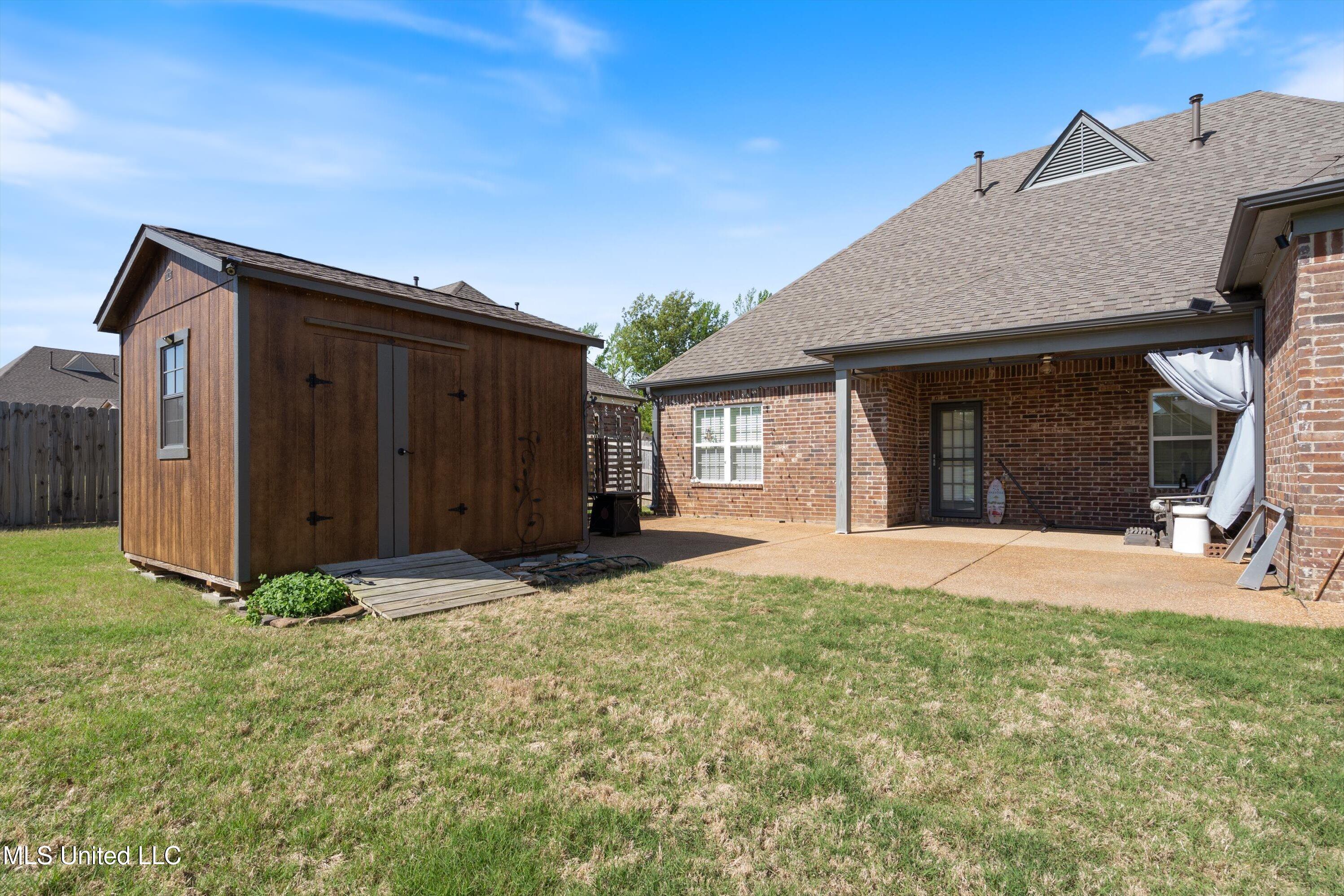 1140 Pettigrew Drive, Hernando, Mississippi image 32