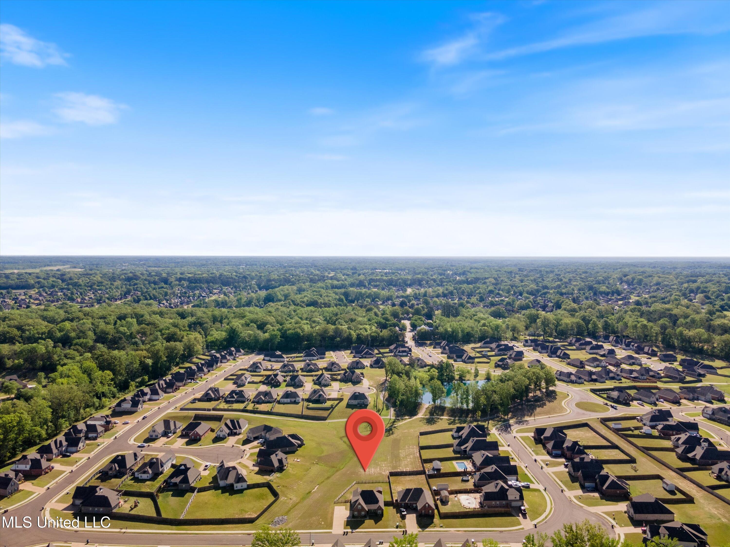 1140 Pettigrew Drive, Hernando, Mississippi image 39