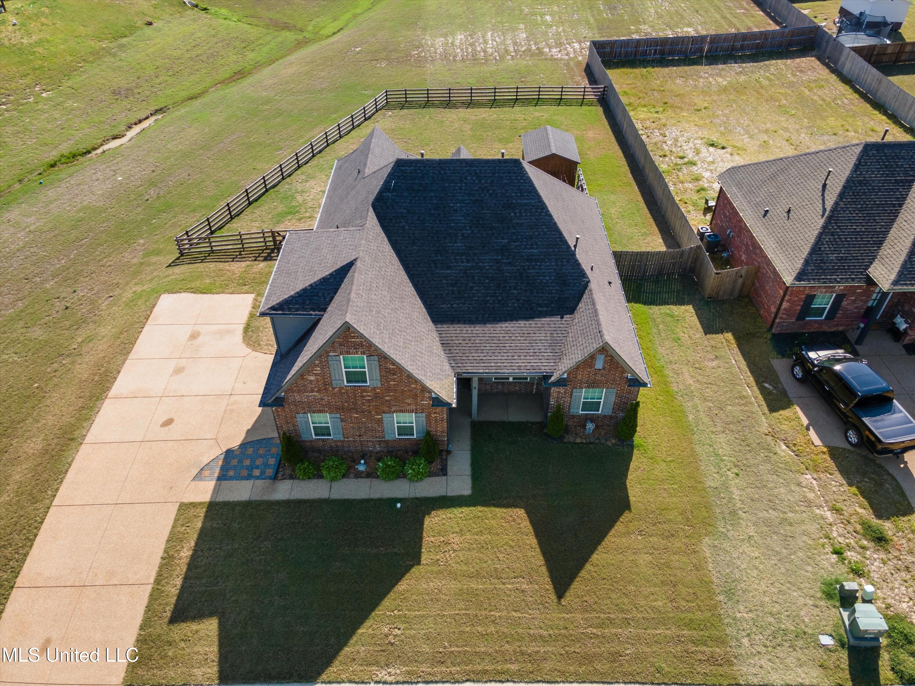 1140 Pettigrew Drive, Hernando, Mississippi image 38