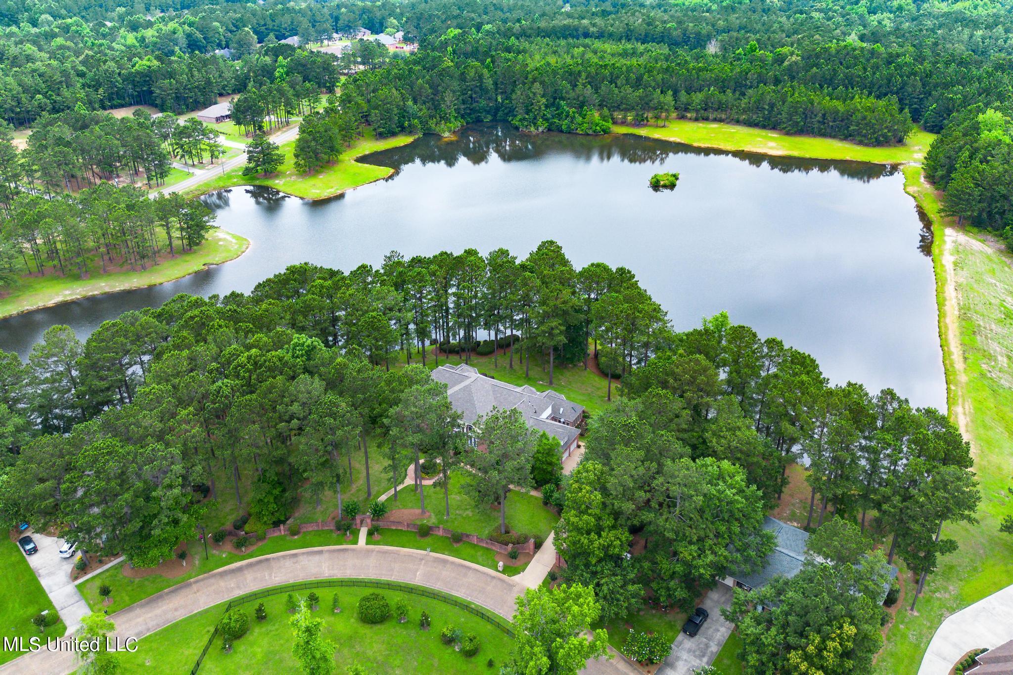 51 Spencer Cove