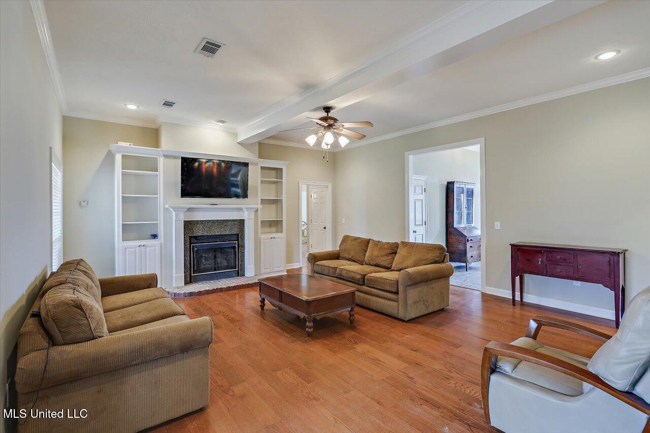 206 Whitetail Boulevard, Florence, Mississippi image 10