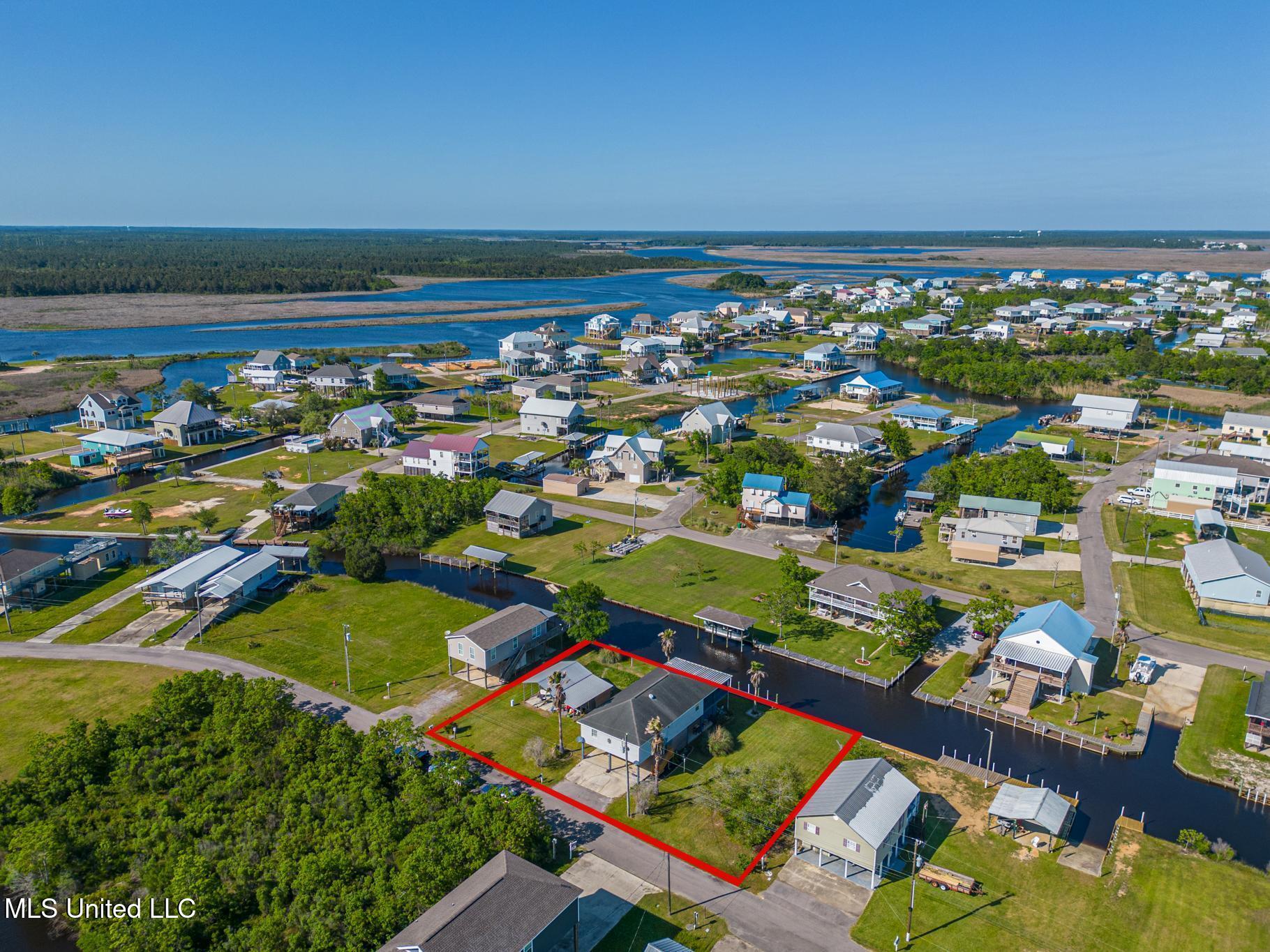 5036 Utah Street, Bay Saint Louis, Mississippi image 2
