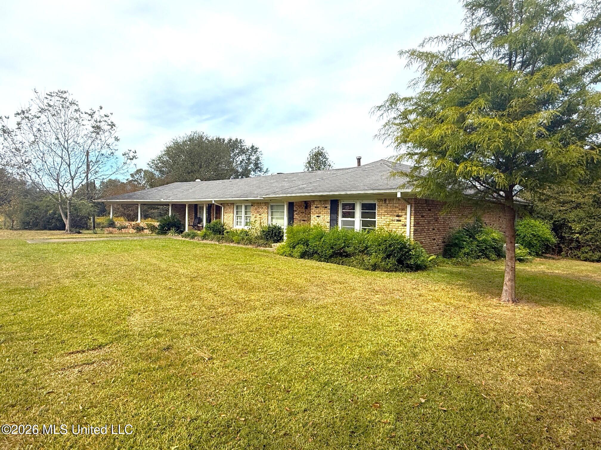 5527 Bean Road