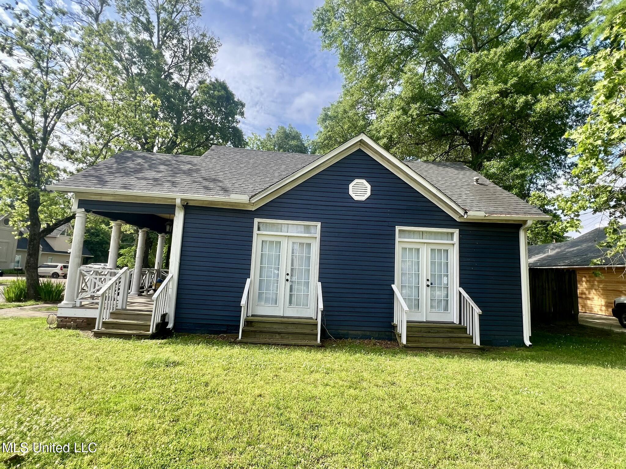 701 Court Street, Cleveland, Mississippi image 3