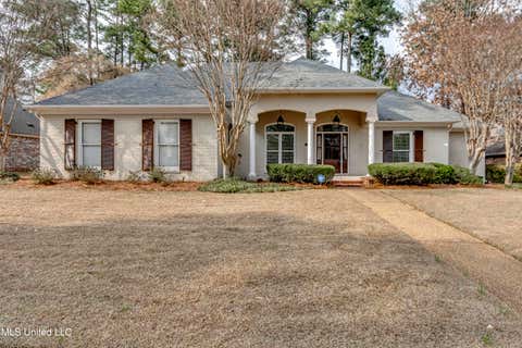 Homes For Sale - 647 Wendover Way<br/> Ridgeland, MS 39157