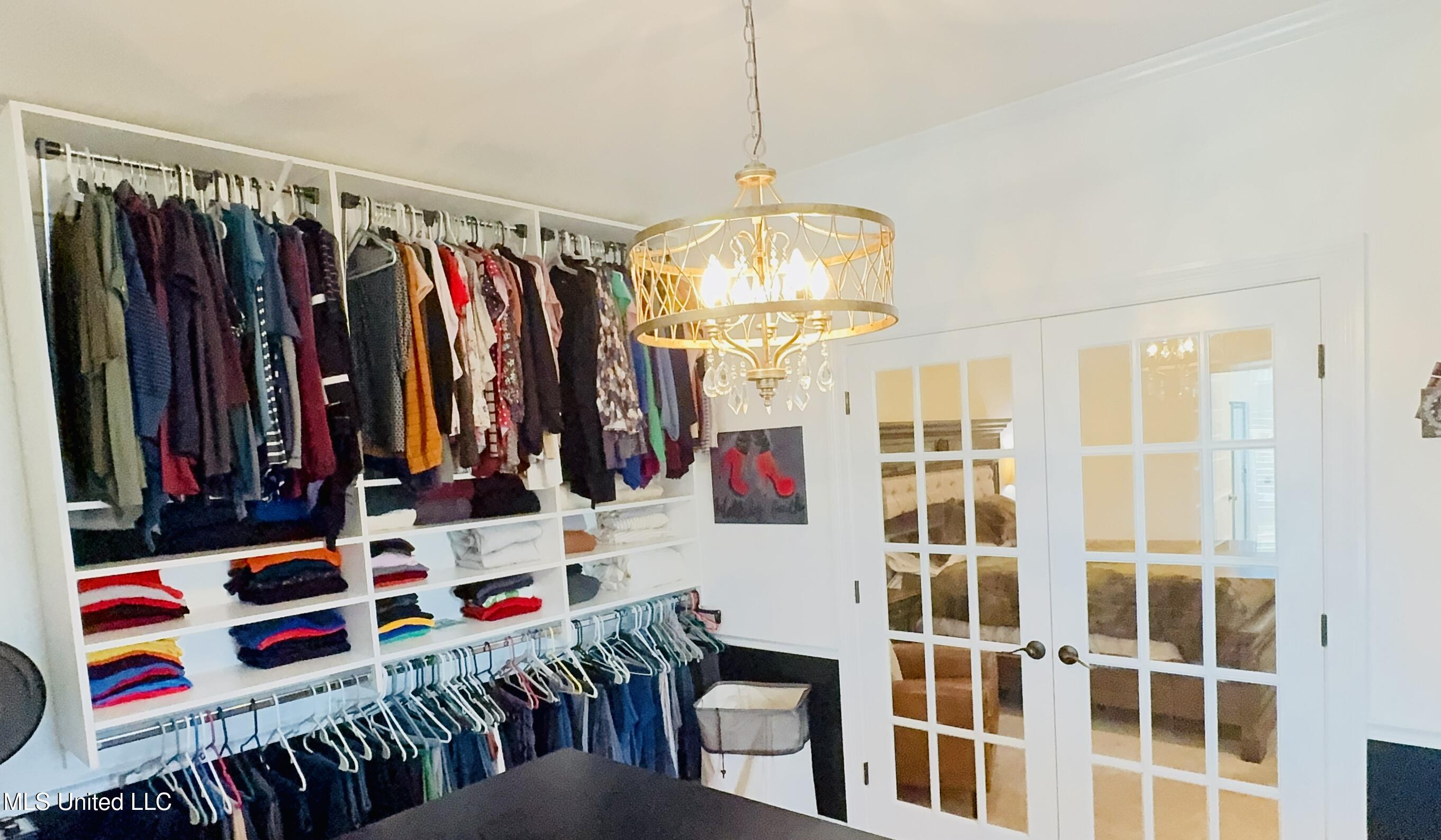 3629 S New Pointe Drive, Southaven, Mississippi image 33