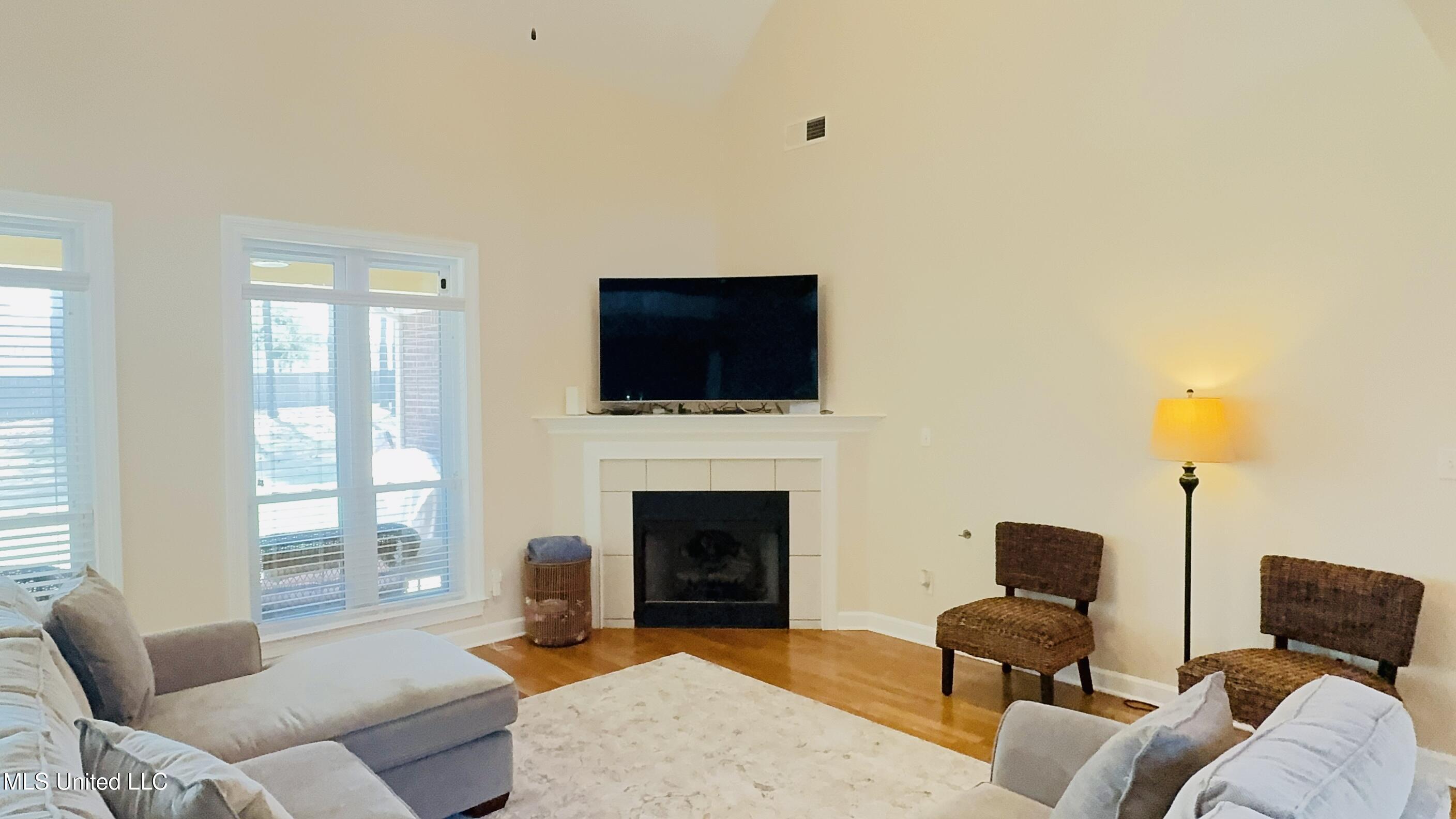 3629 S New Pointe Drive, Southaven, Mississippi image 18