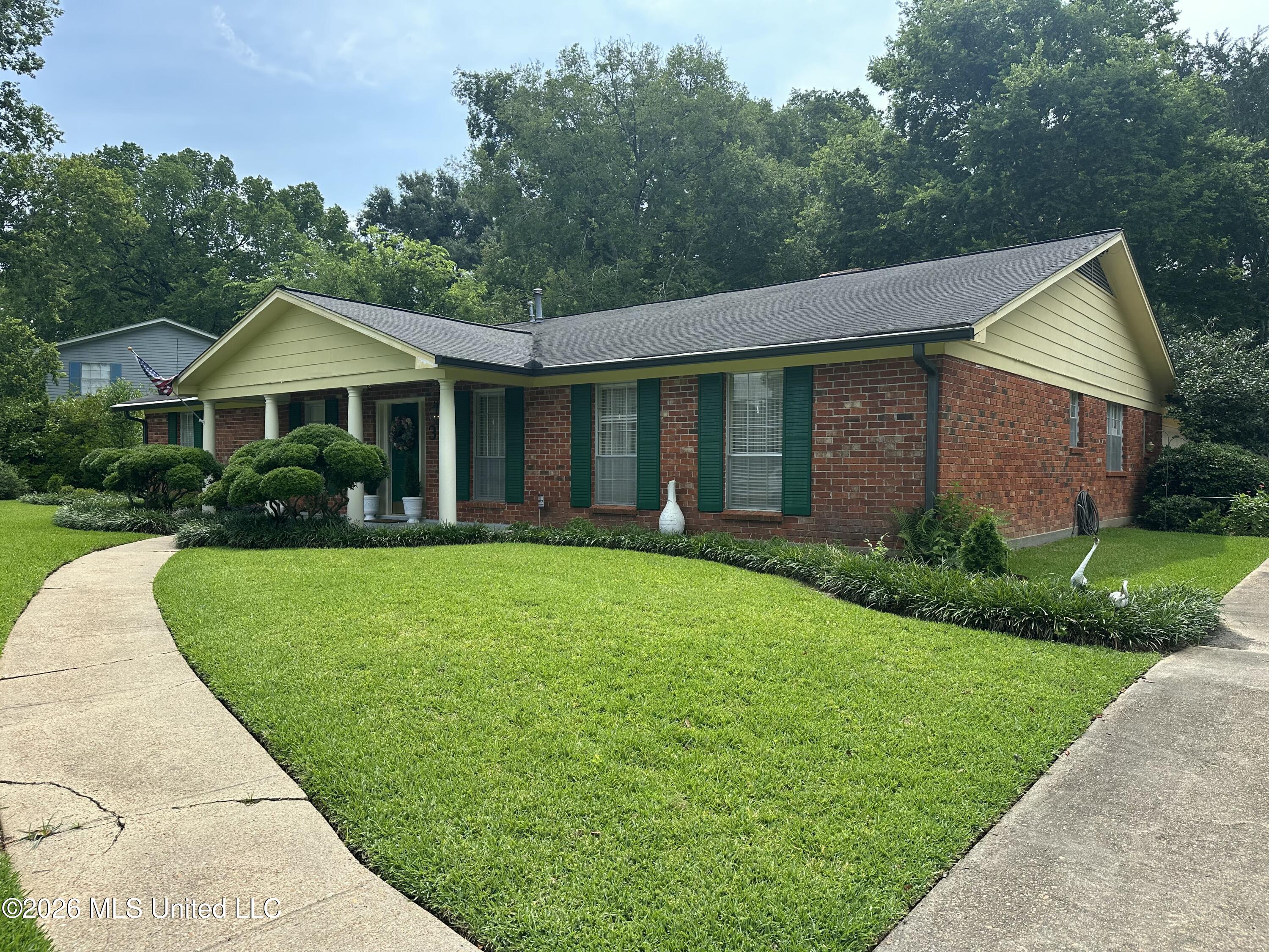 3 Summerfield Place