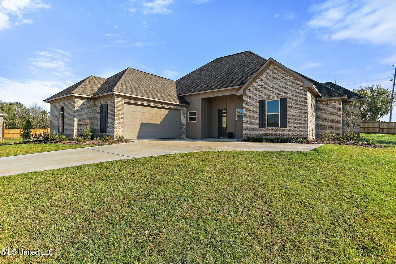 110 Catherine Boulevard, Clinton, Mississippi image 1