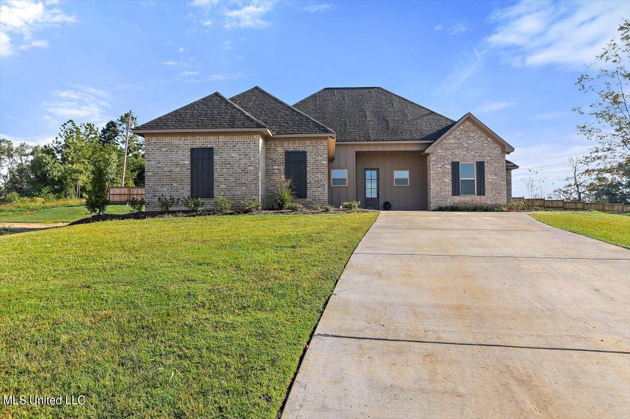 110 Catherine Boulevard, Clinton, Mississippi image 2