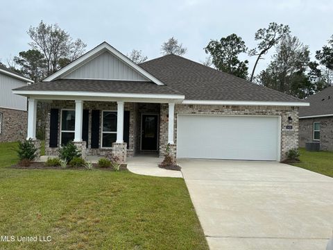 Single Family Residence in D'Iberville MS 17935 Kelso Drive.jpg