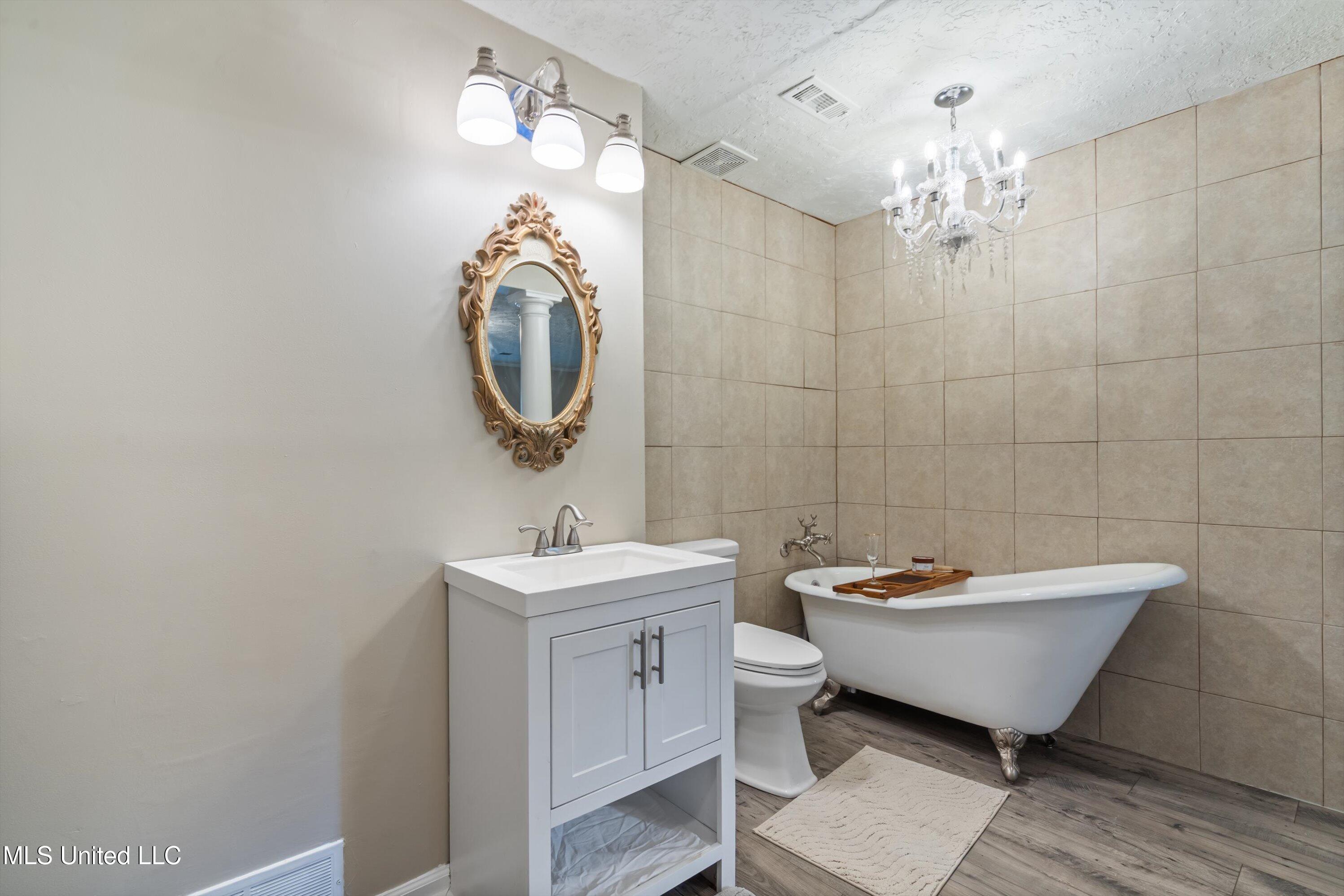 3590 Shady Oaks Drive, Olive Branch, Mississippi image 18