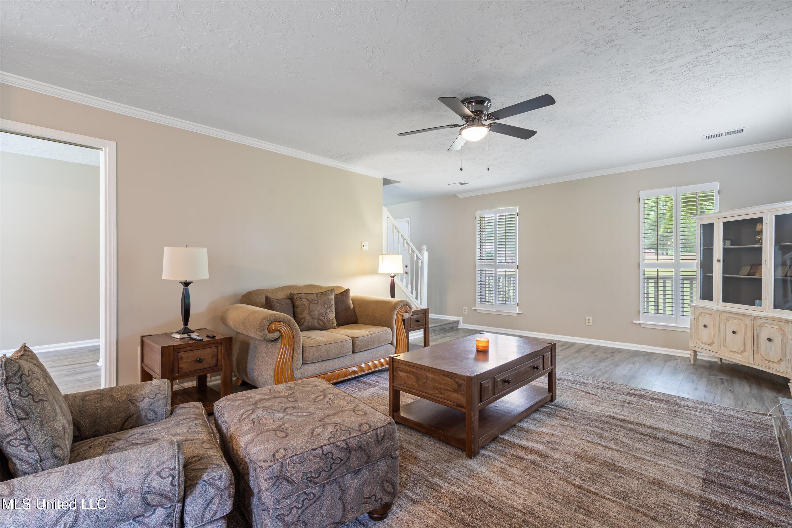 3590 Shady Oaks Drive, Olive Branch, Mississippi image 5