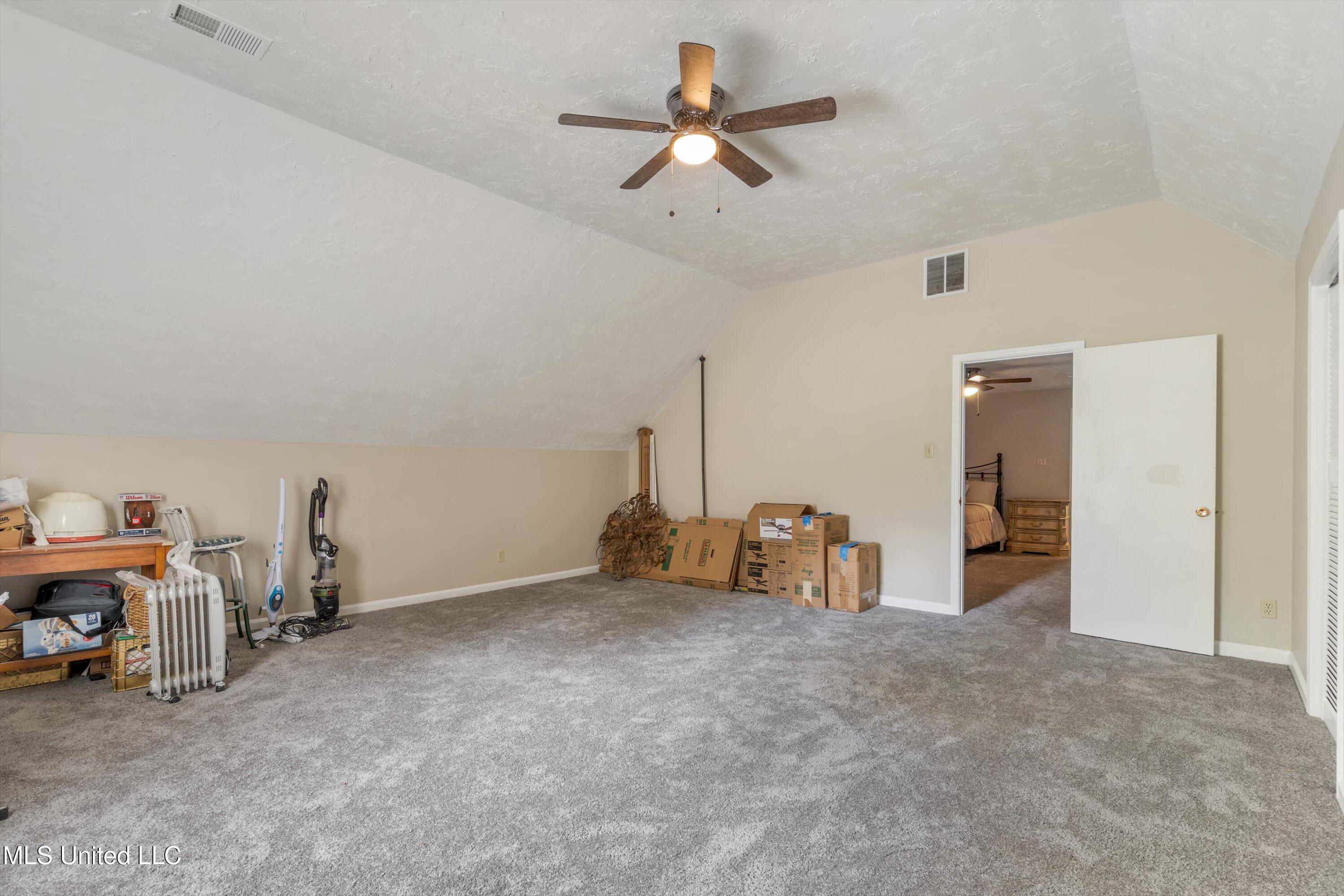 3590 Shady Oaks Drive, Olive Branch, Mississippi image 28