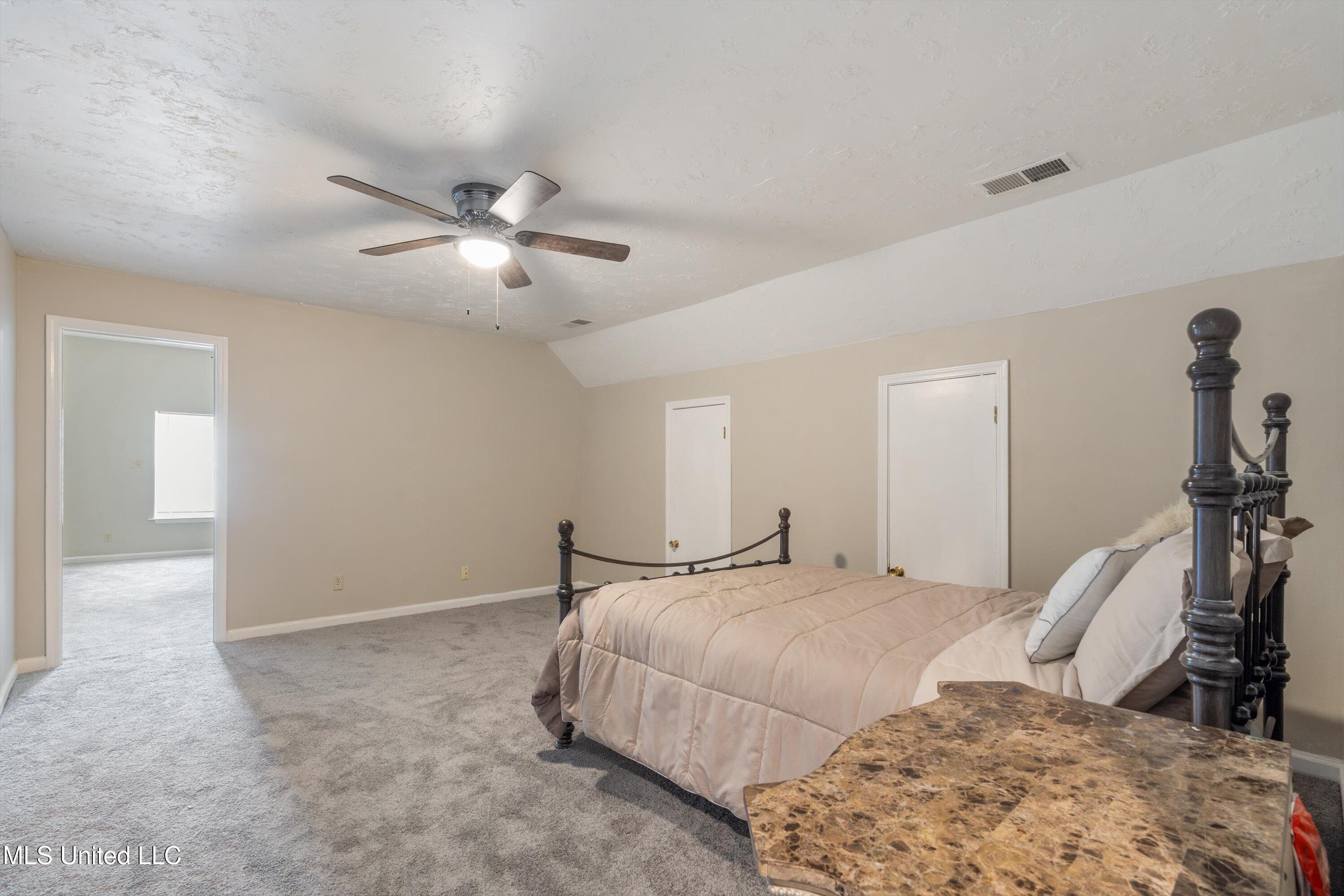 3590 Shady Oaks Drive, Olive Branch, Mississippi image 26