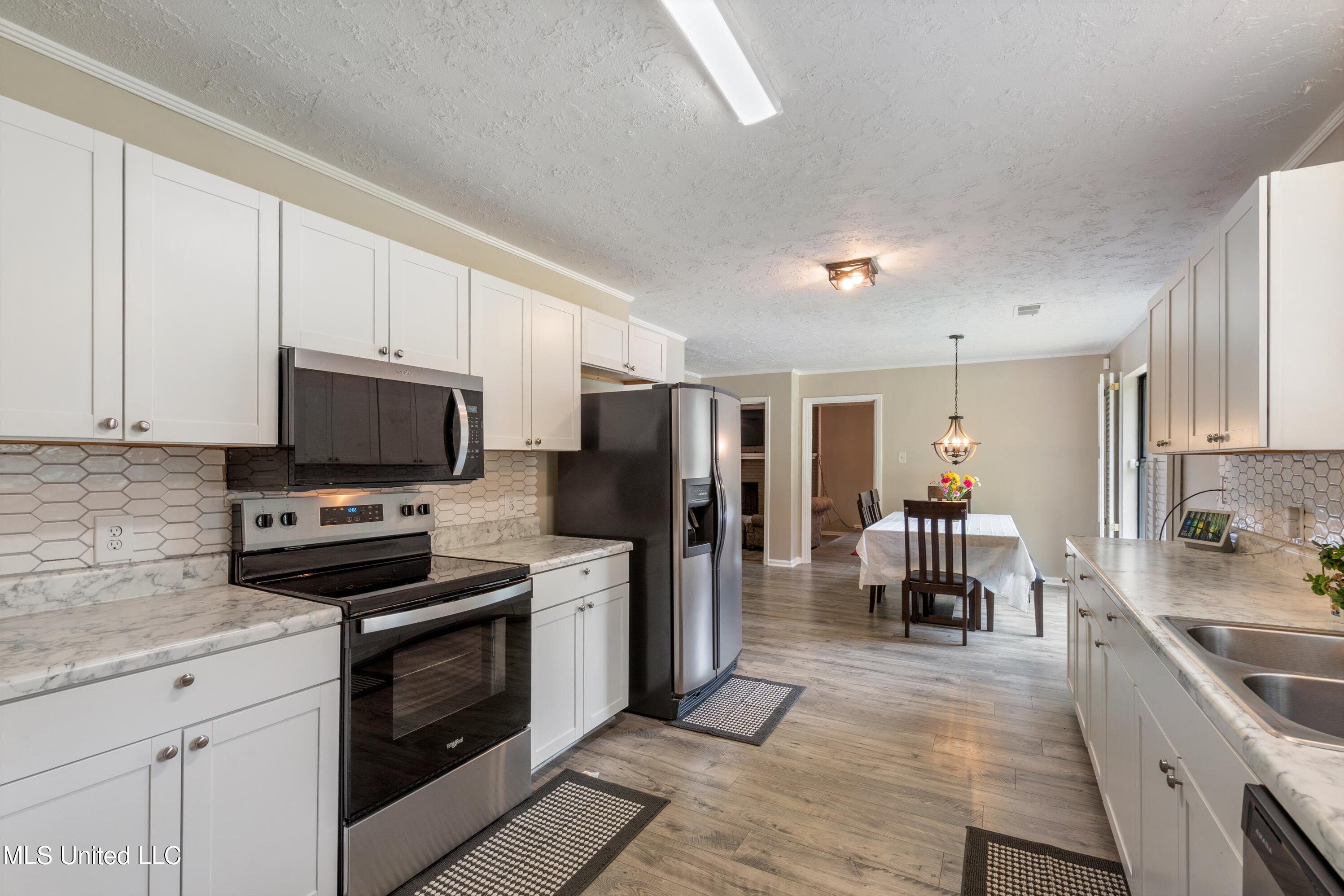 3590 Shady Oaks Drive, Olive Branch, Mississippi image 12