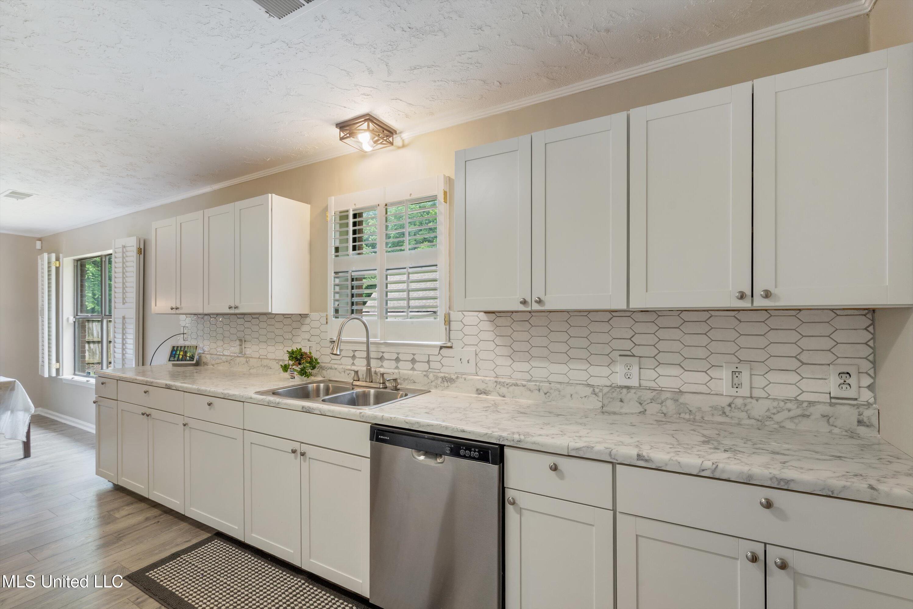 3590 Shady Oaks Drive, Olive Branch, Mississippi image 13