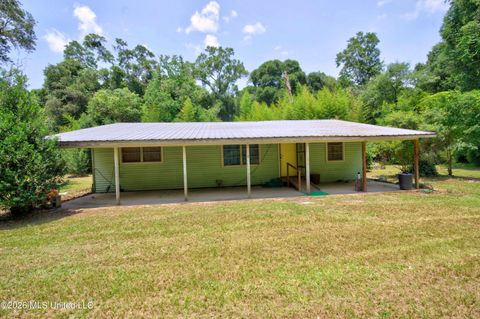 Homes For Sale - 13513 Bunker Hill Road<br/> Moss Point, MS 39562