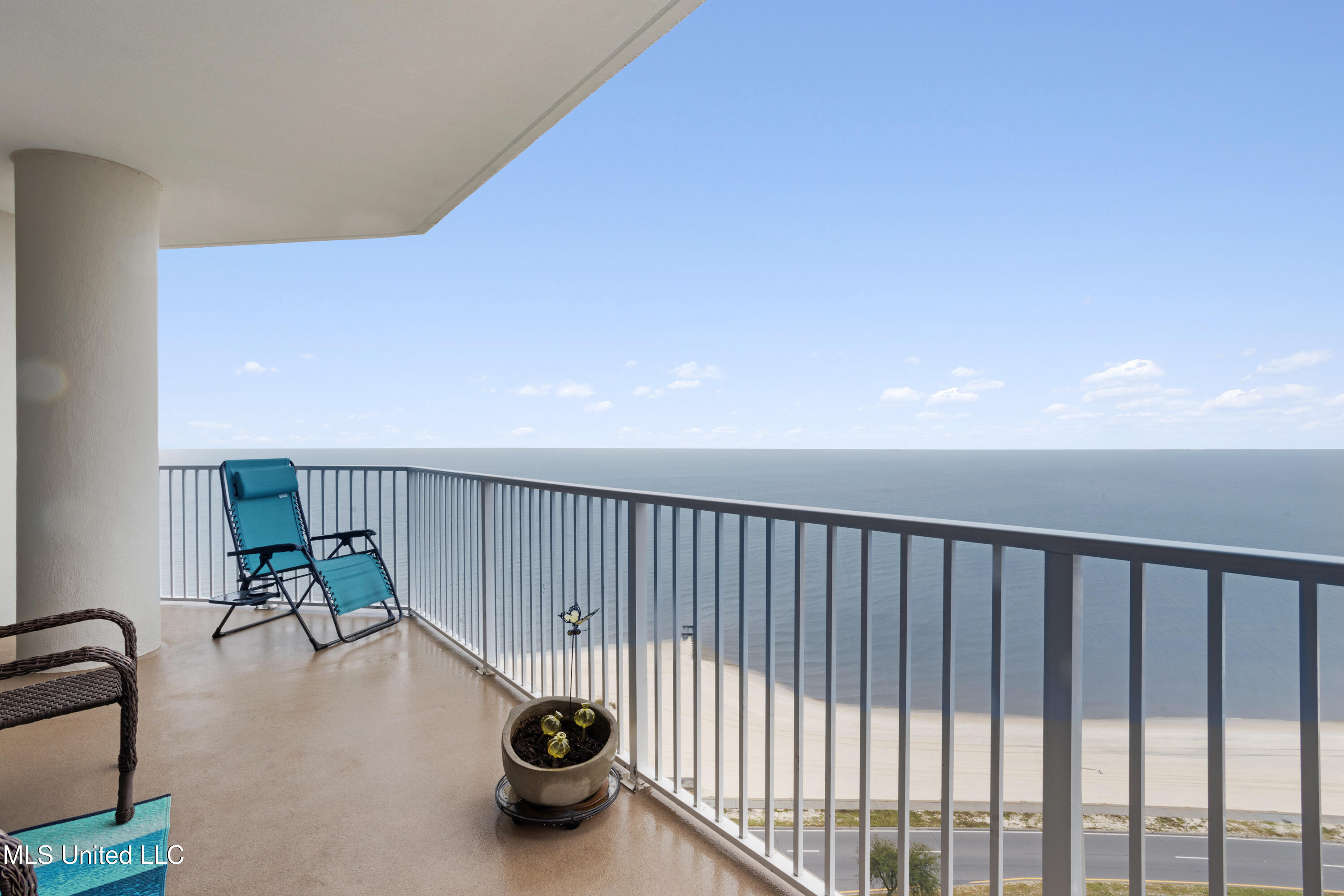 2668 E Beach Boulevard #1405, Biloxi, Mississippi image 29