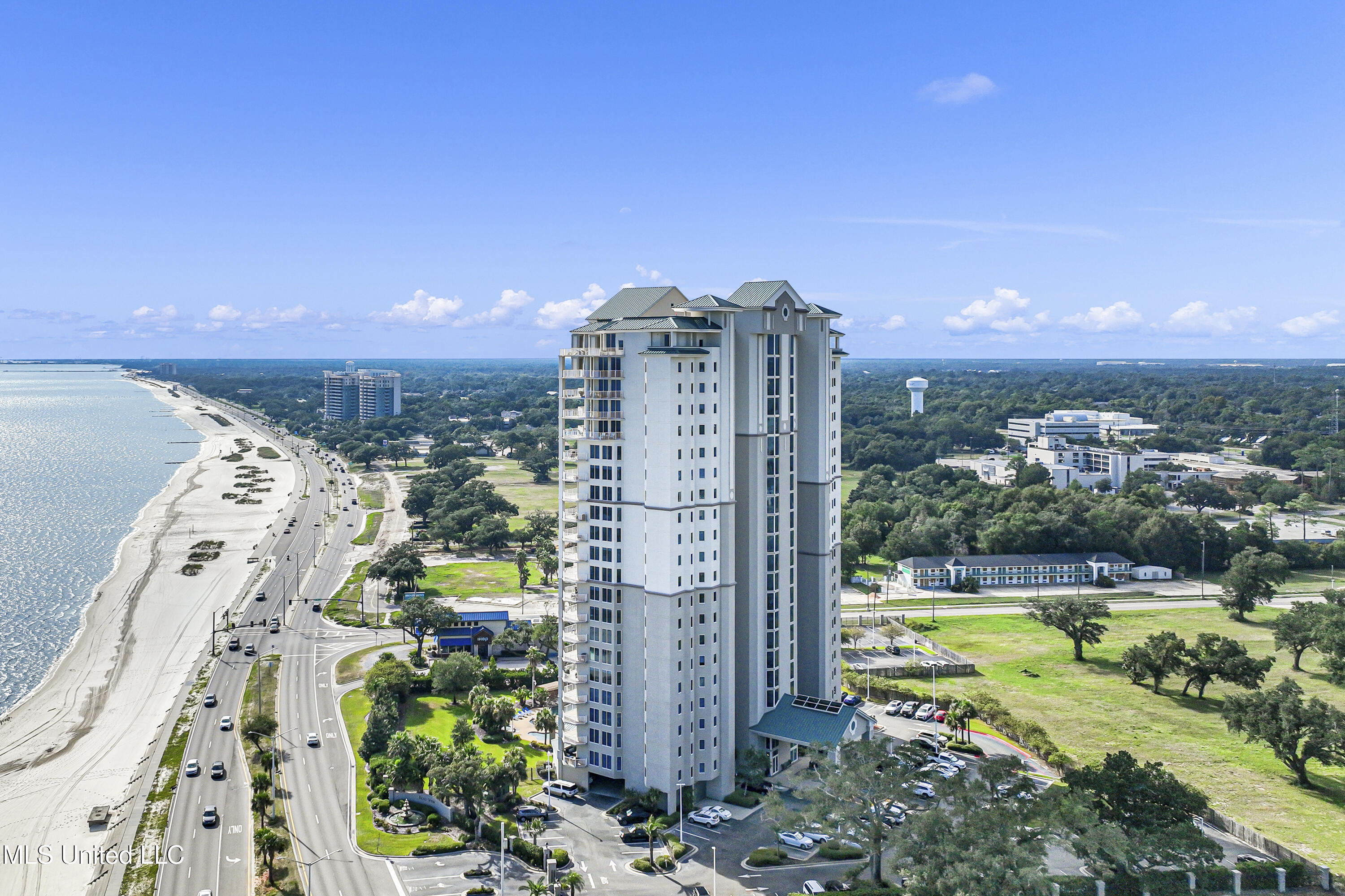 2668 E Beach Boulevard #1405, Biloxi, Mississippi image 2