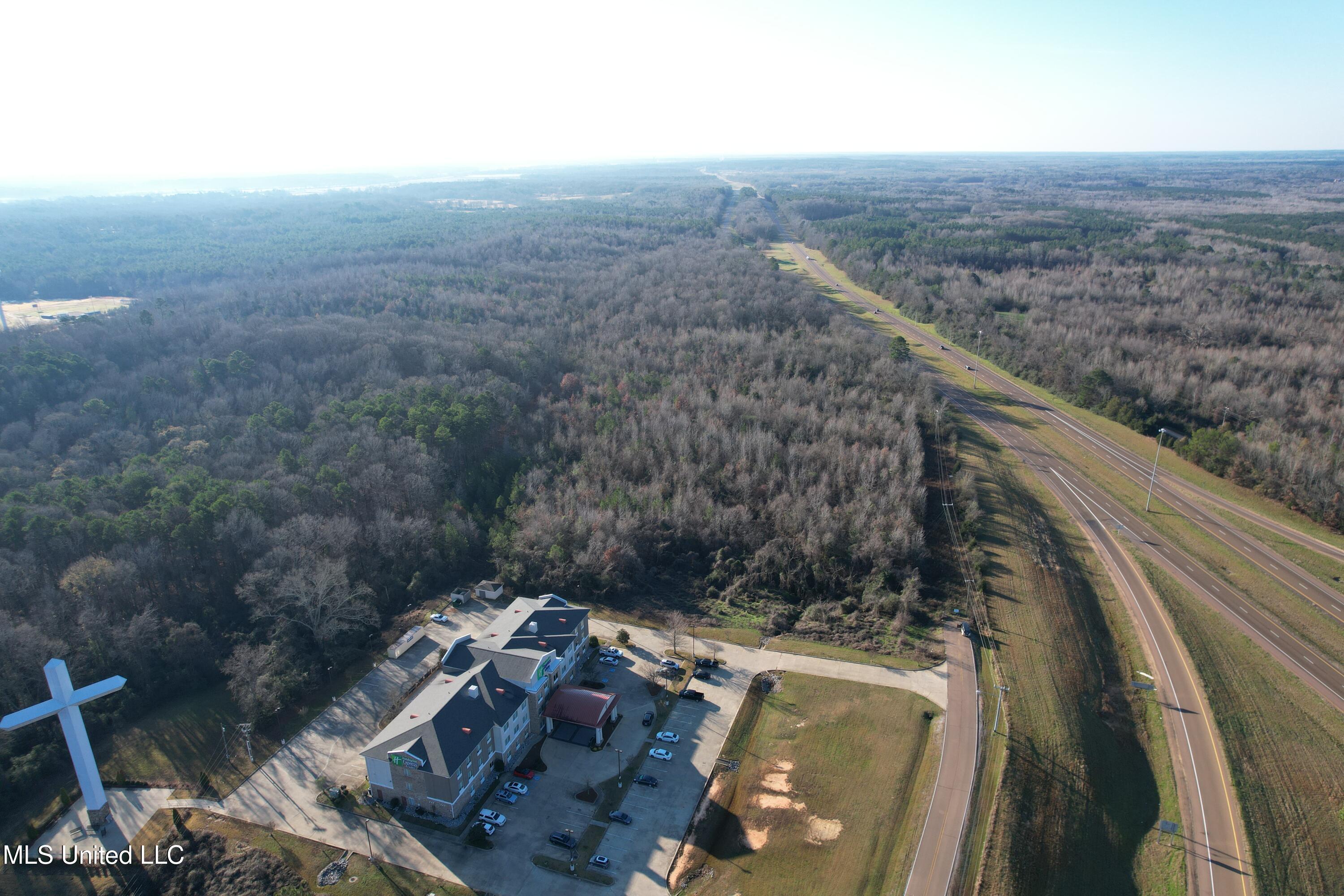 South Frontage Rd, Winona, Mississippi image 3