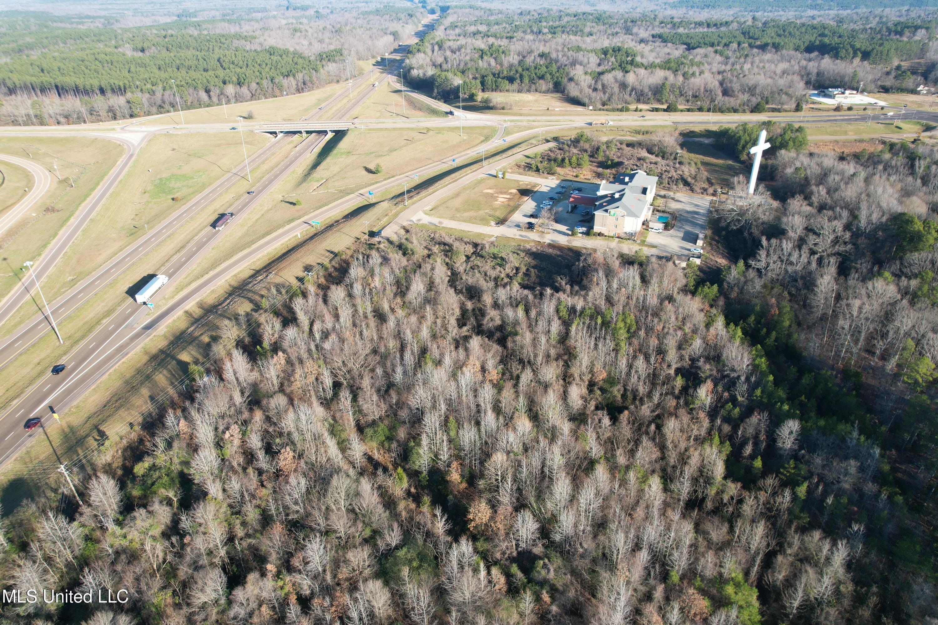 South Frontage Rd, Winona, Mississippi image 5