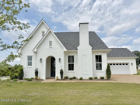 Homes For Sale - 6529 Eastland Court<br/> Southaven, MS 38672