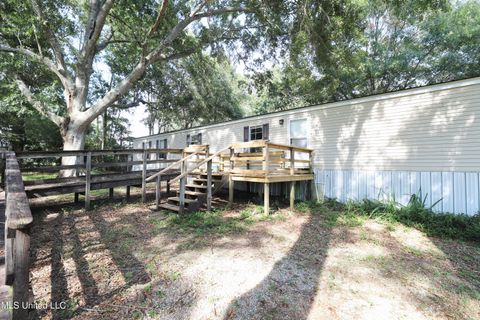 Mobile Home For Sale - 21301 Houston Ladner Road<br/> Saucier, MS 39574