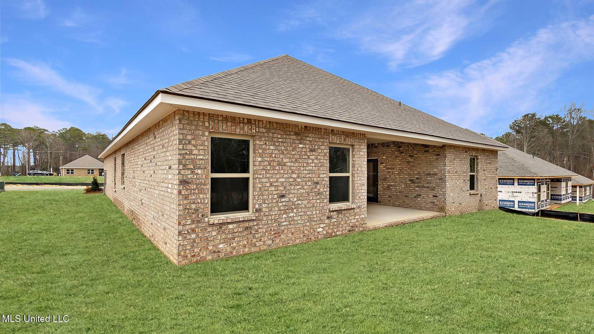 724 Honeysuckle Loop, Canton, Mississippi image 30