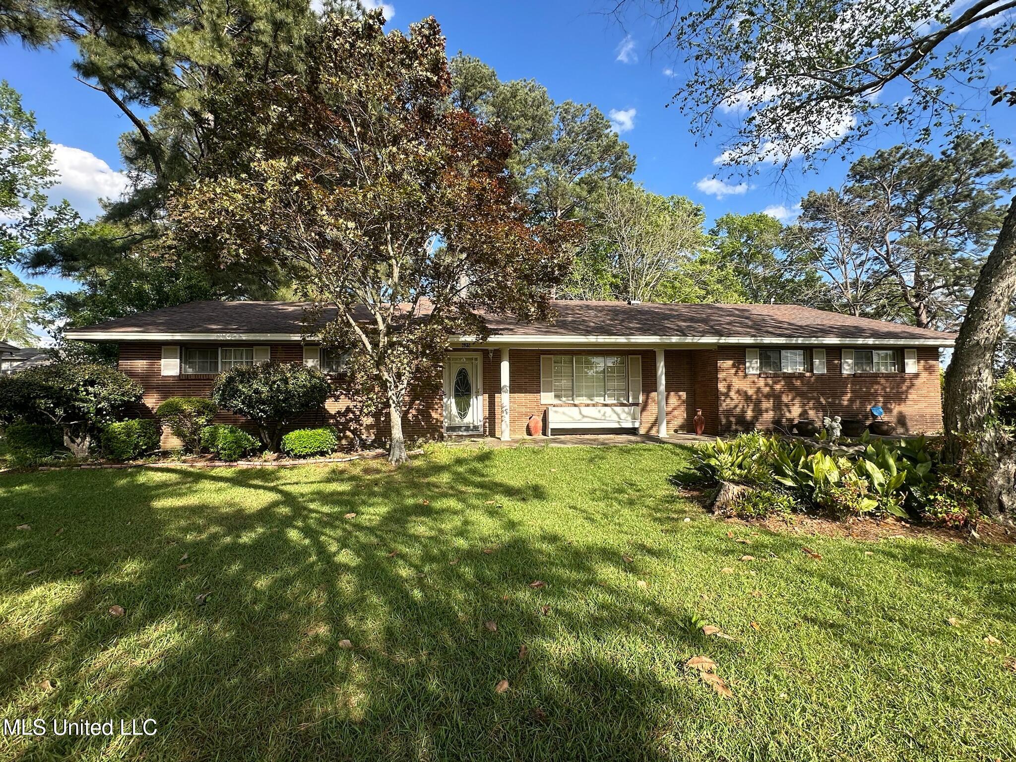 625 SW 4th Avenue, Magee, Mississippi image 7