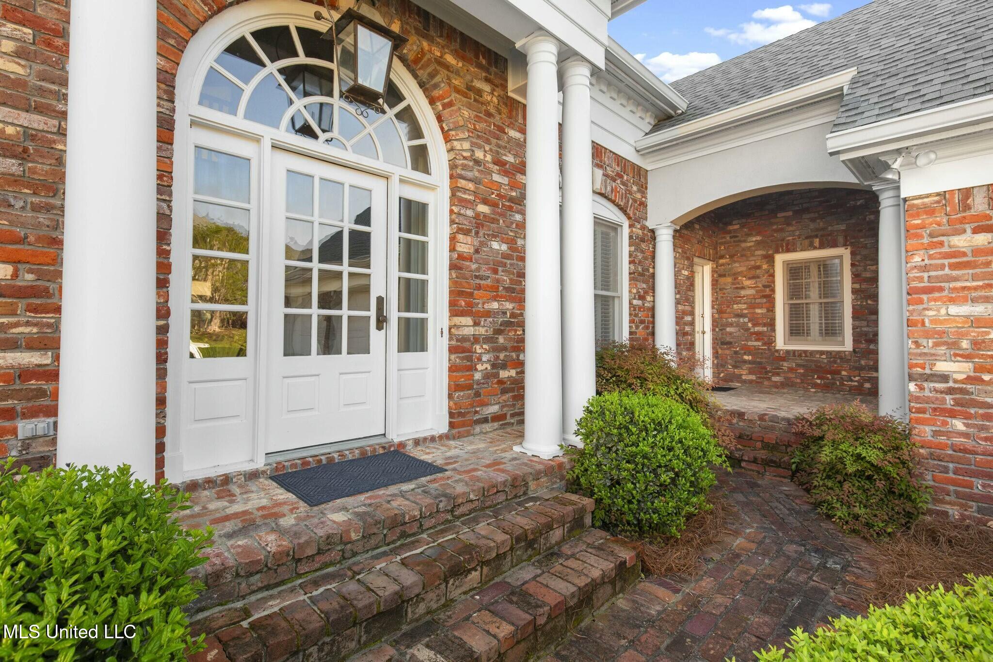 125 Overlook Pointe Drive #125, Ridgeland, Mississippi image 4
