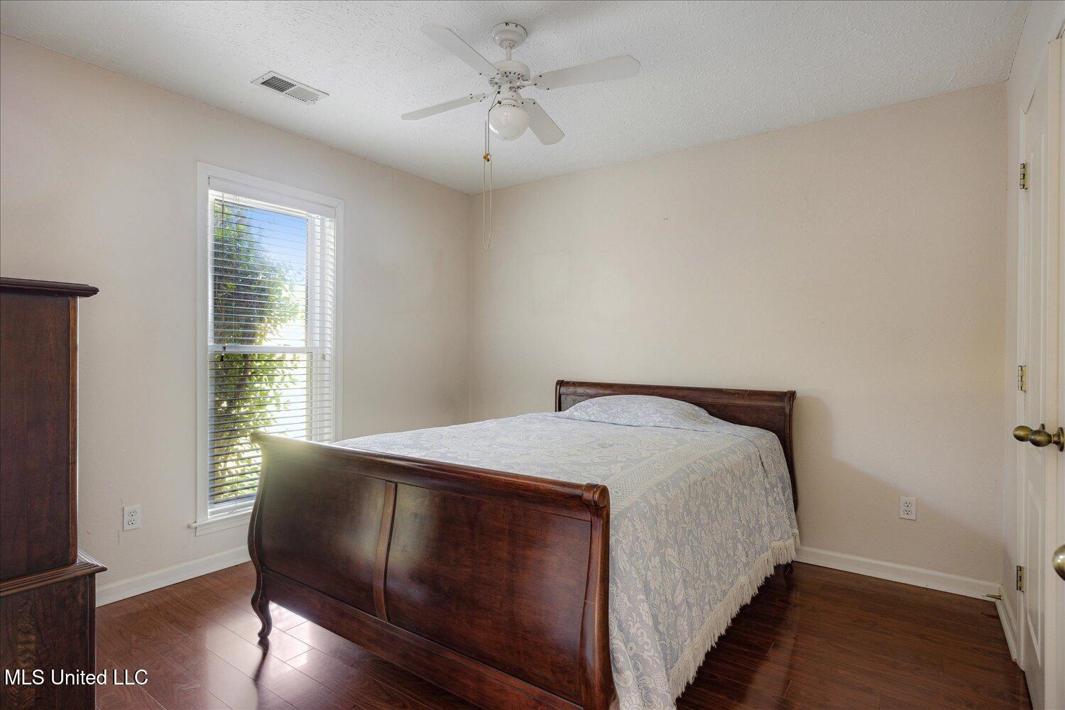8018 S Horn Cove, Olive Branch, Mississippi image 17