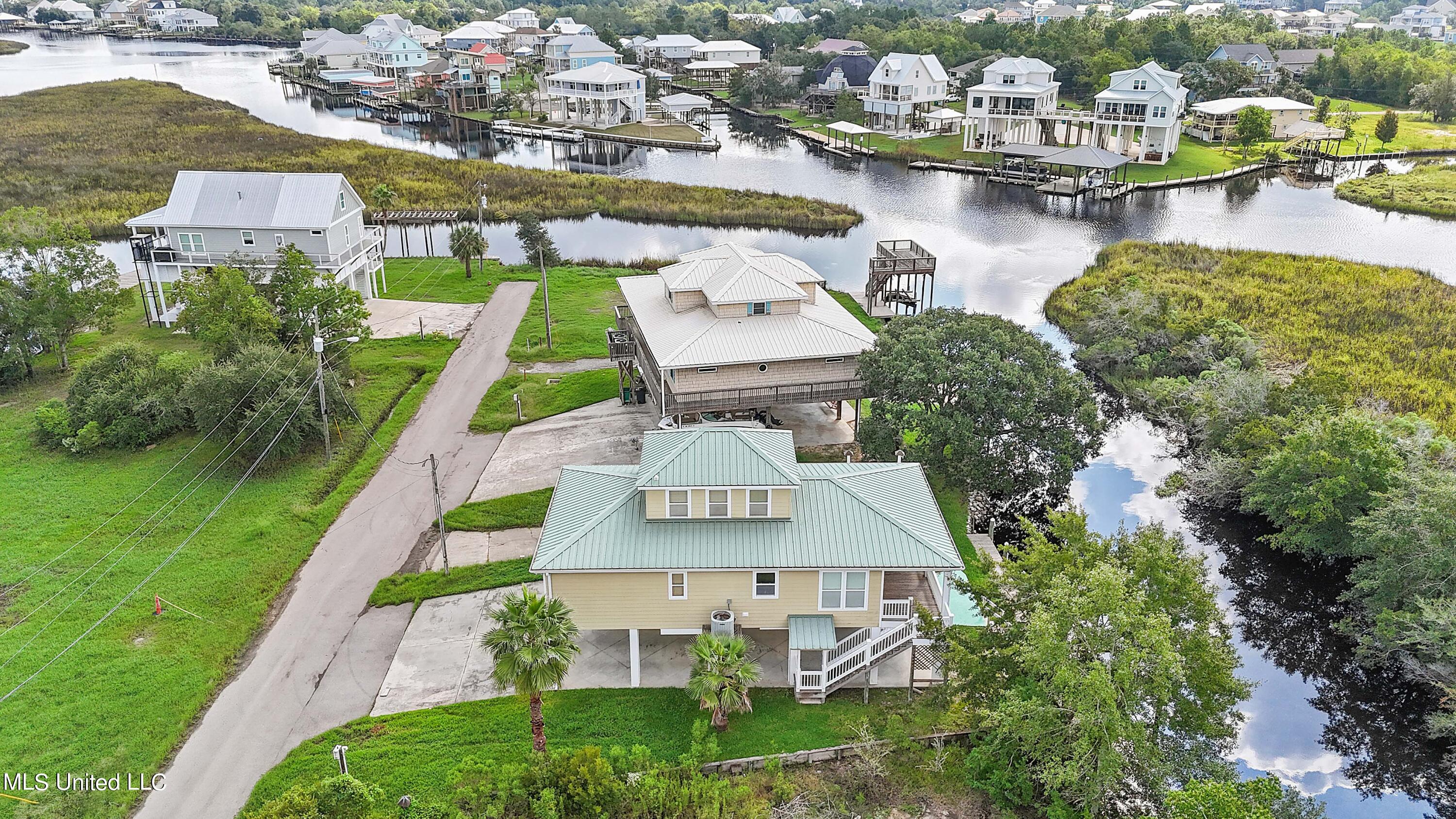 143 Helen Drive, Bay Saint Louis, Mississippi image 42