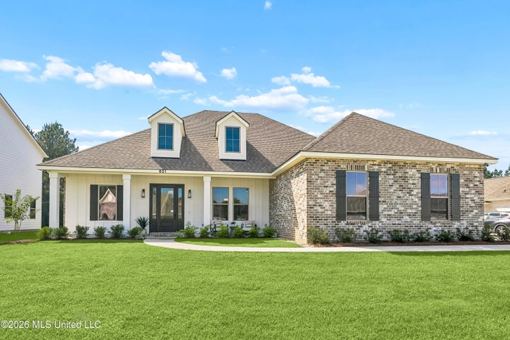 Photo 1 of 28 — 621 Deason Drive, Picayune, MS 39466