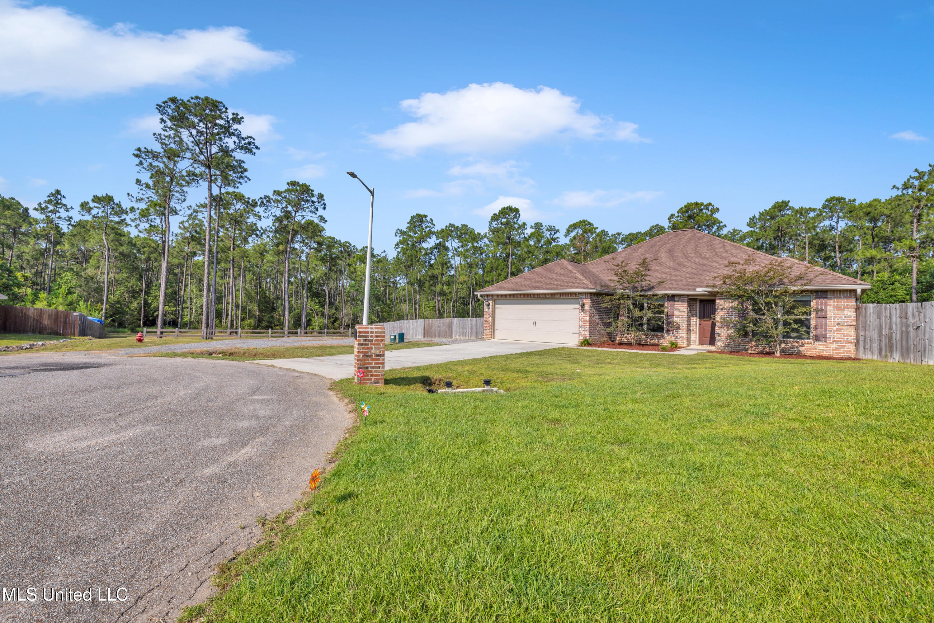 14911 Camp Lane, Gulfport, Mississippi image 4