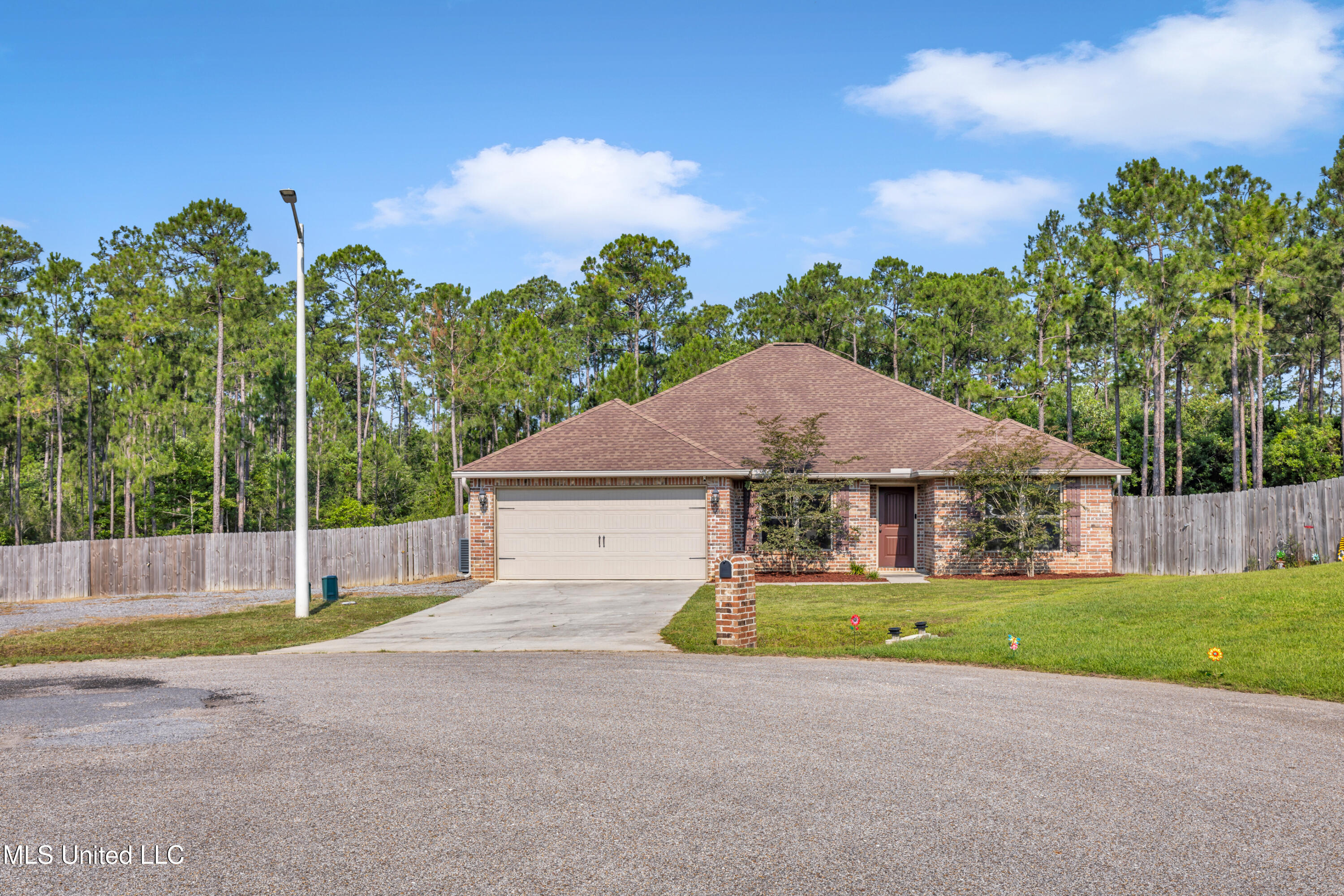 14911 Camp Lane, Gulfport, Mississippi image 1